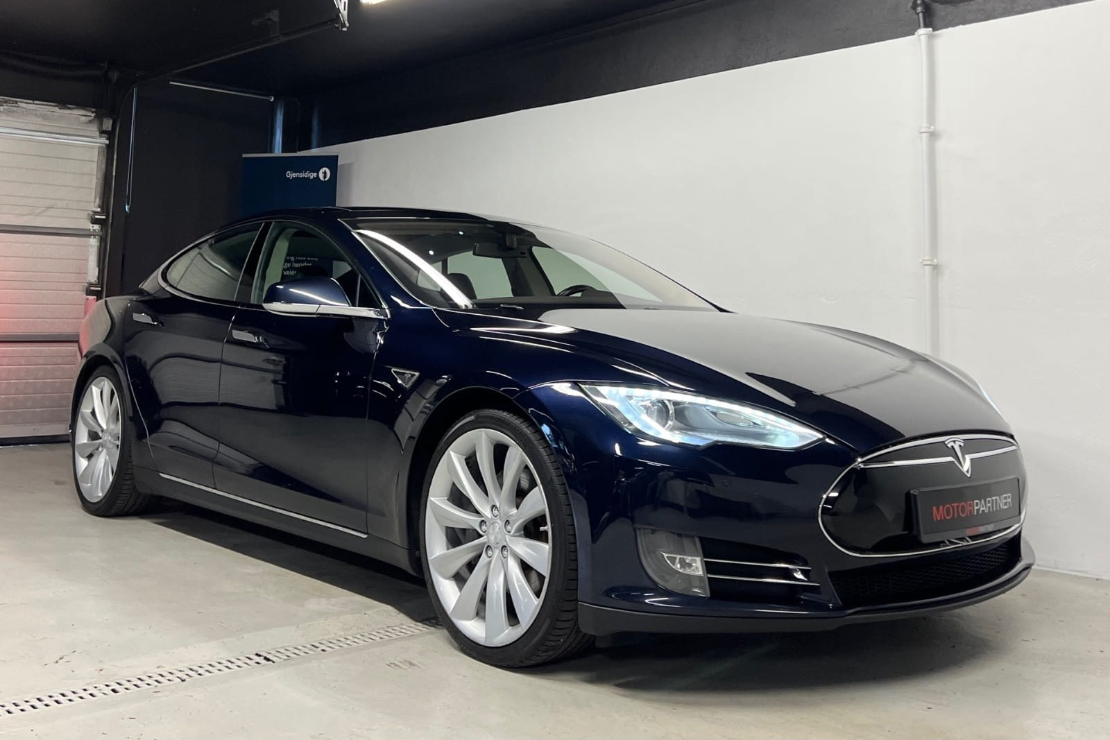 Tesla Model S, 2013, Elektrisk, automatisk