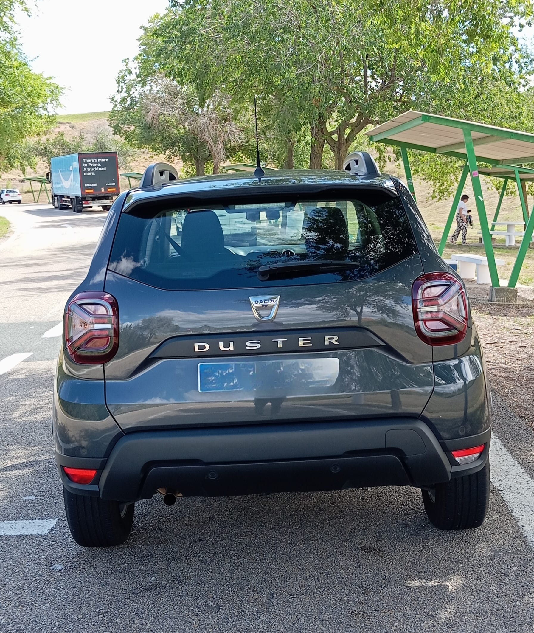 Dacia Duster with Backup camera