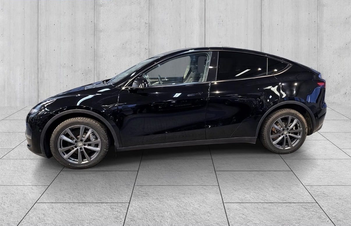 Tesla Model Y med Aircondition