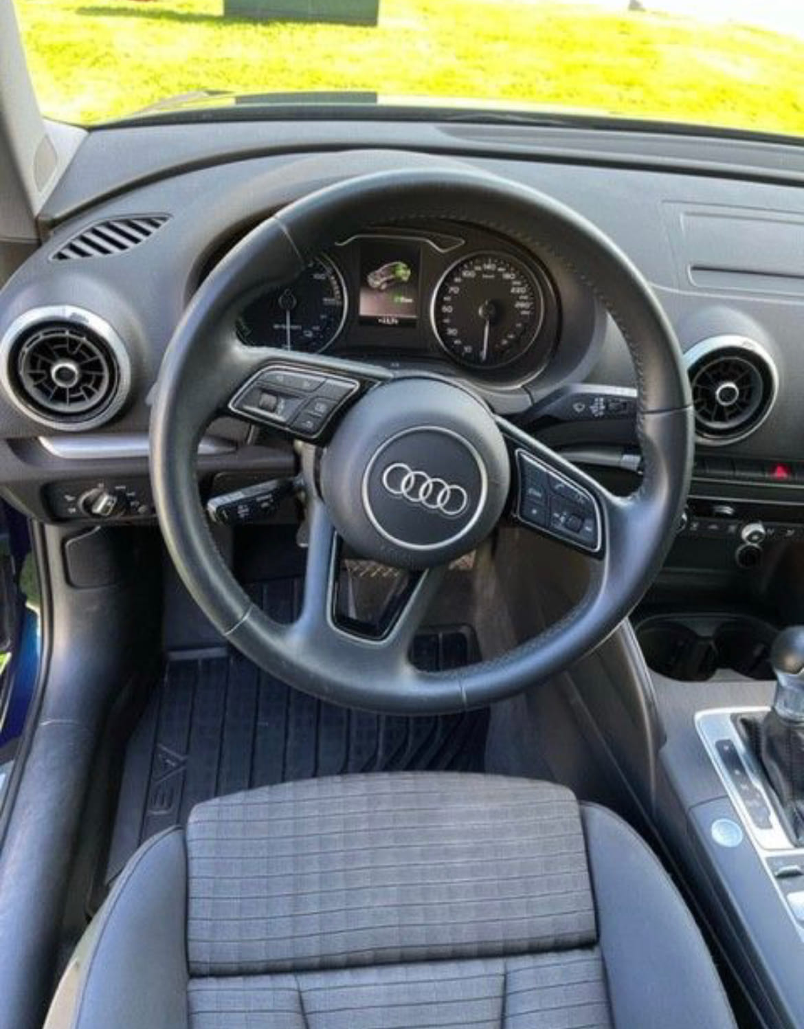 Audi A3 Sportback e-tron med Lydinngang