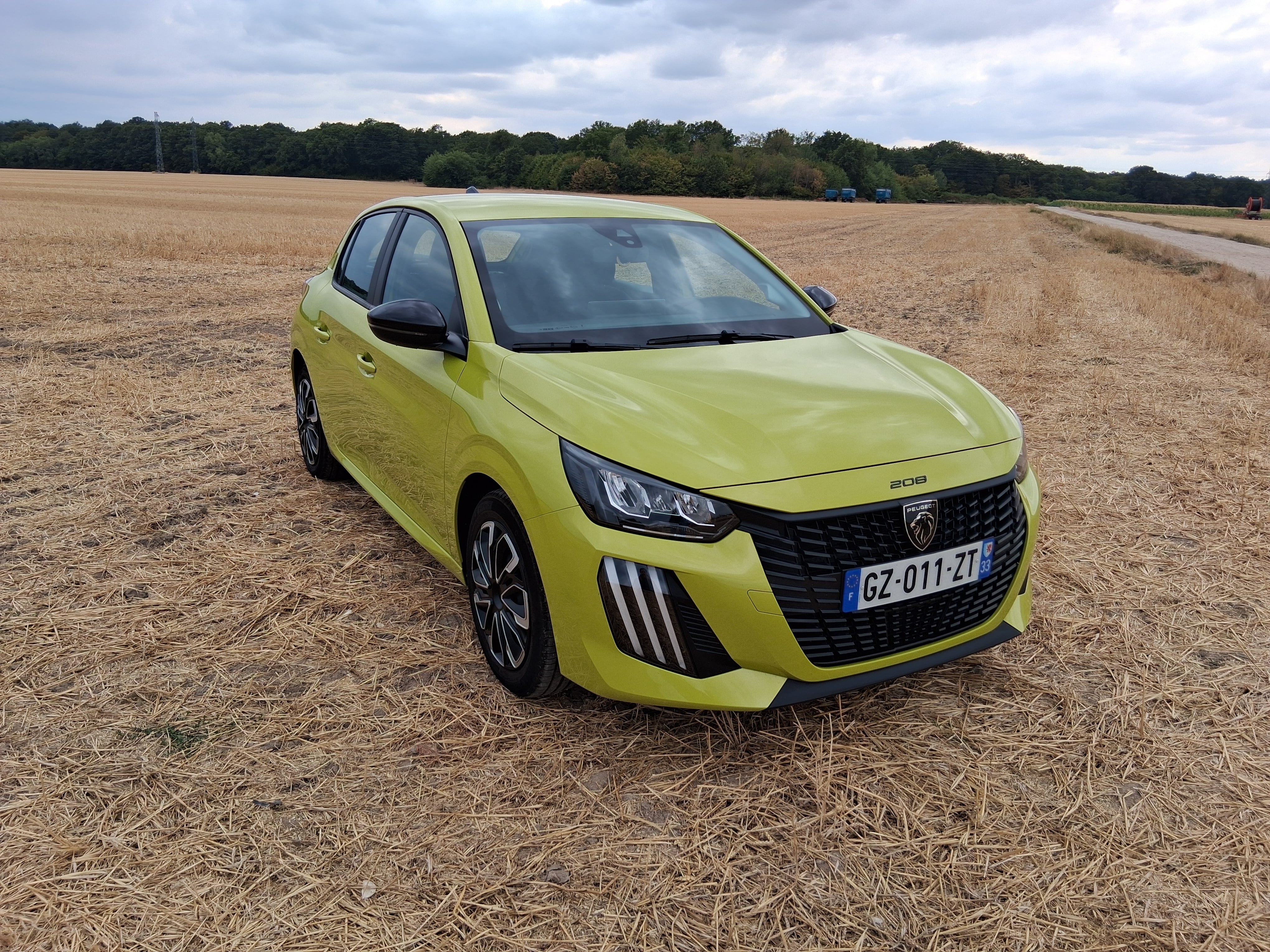 Peugeot 208