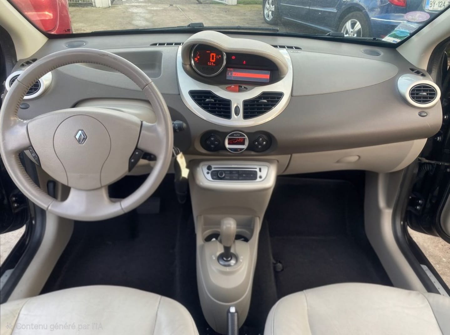Renault Twingo II 1.2 16s BOITE AUTOMATIQUE 5 CH FISCAUX avec Audio Bluetooth