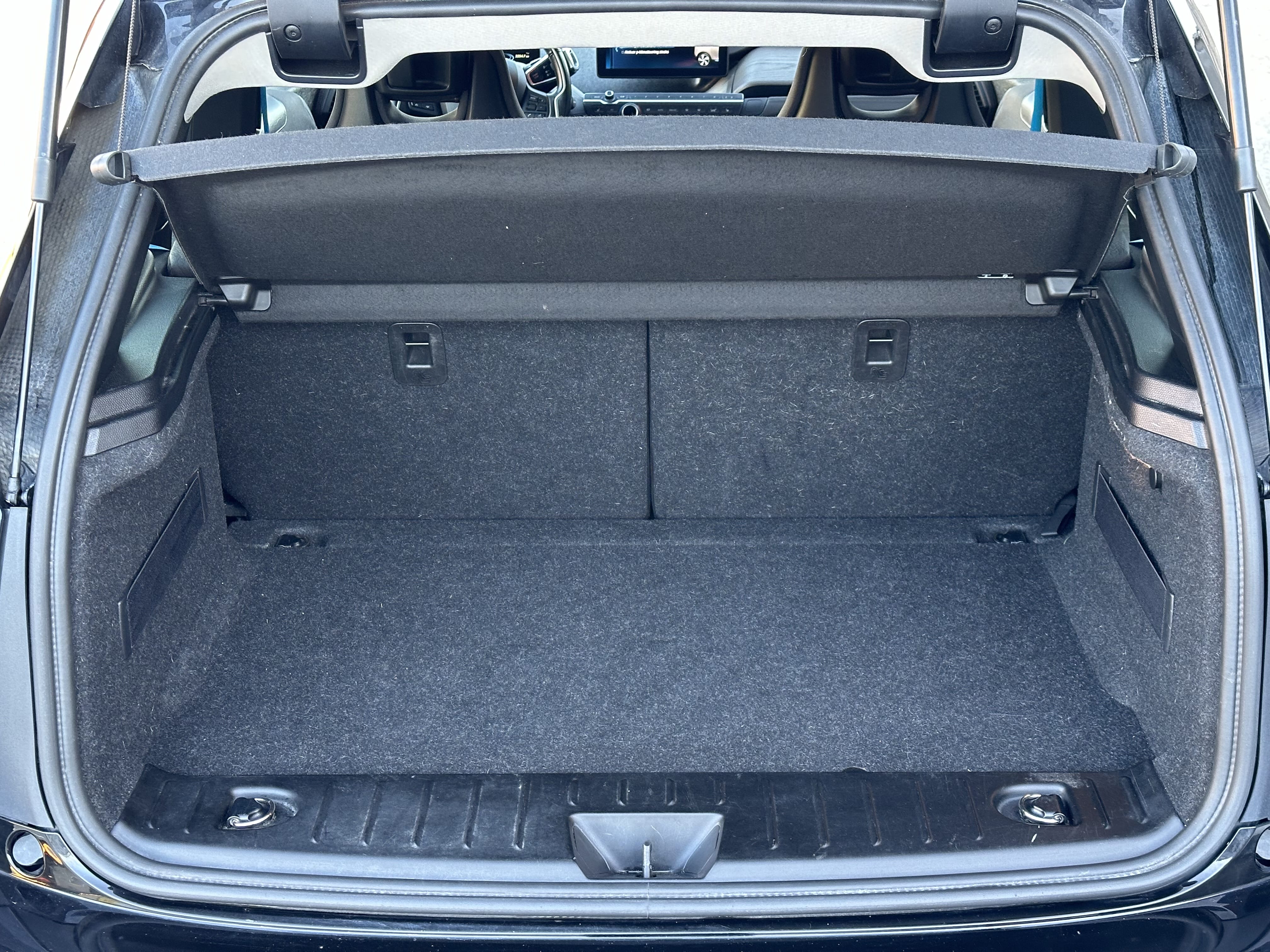 BMW i3s with Bluetooth audio