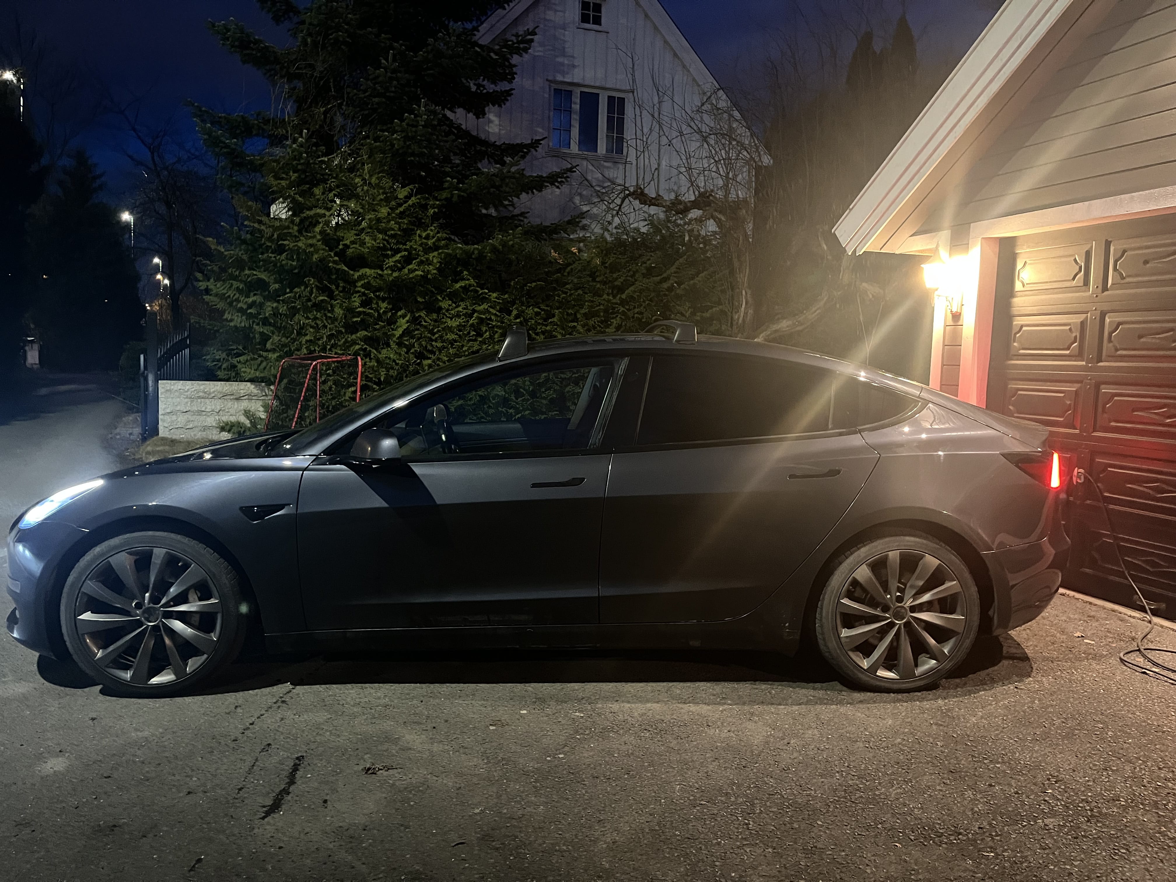 Tesla Model 3 Long Range med Aircondition