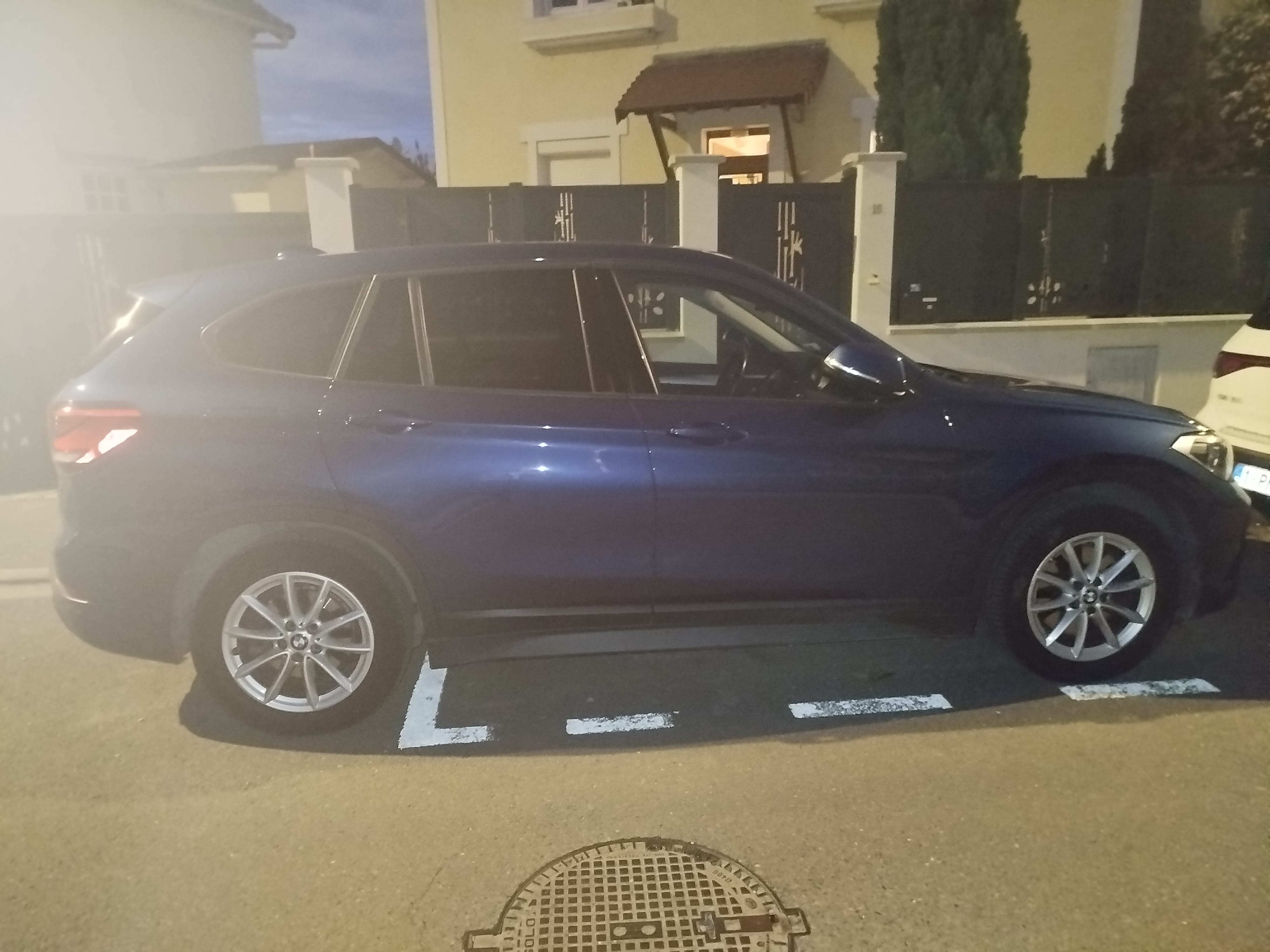 BMW iX1 avec Quatre roues motrices