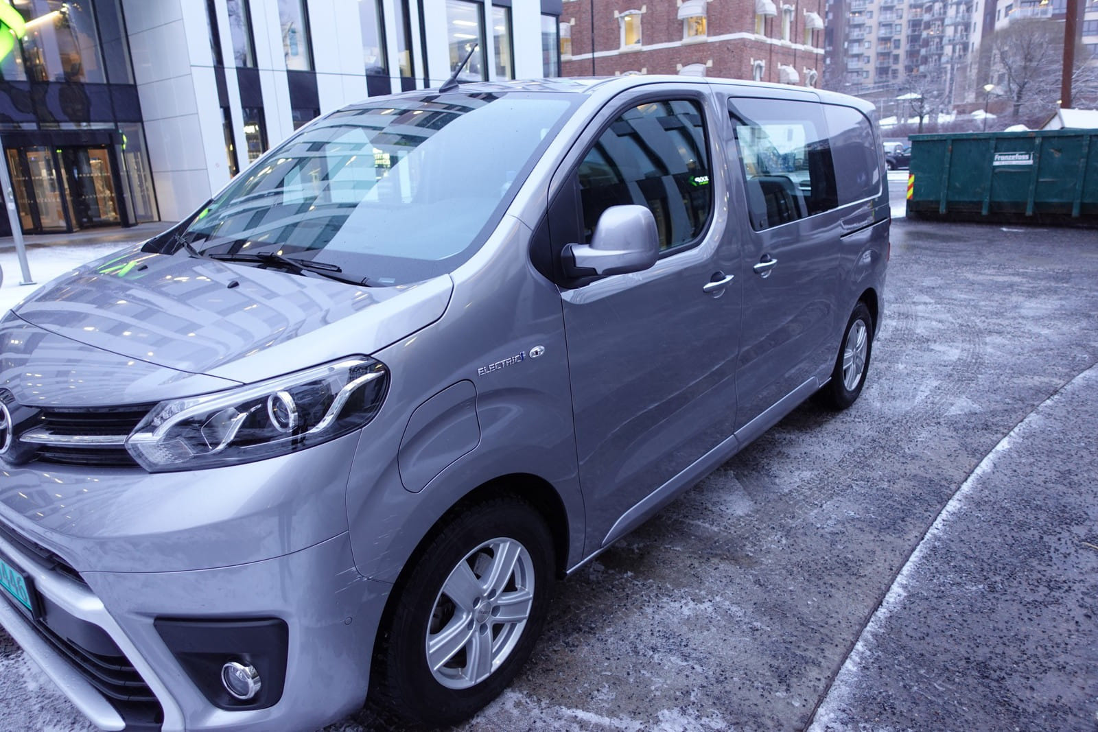 Toyota Proace Varebil 136hk Elektrisk with Air conditioning