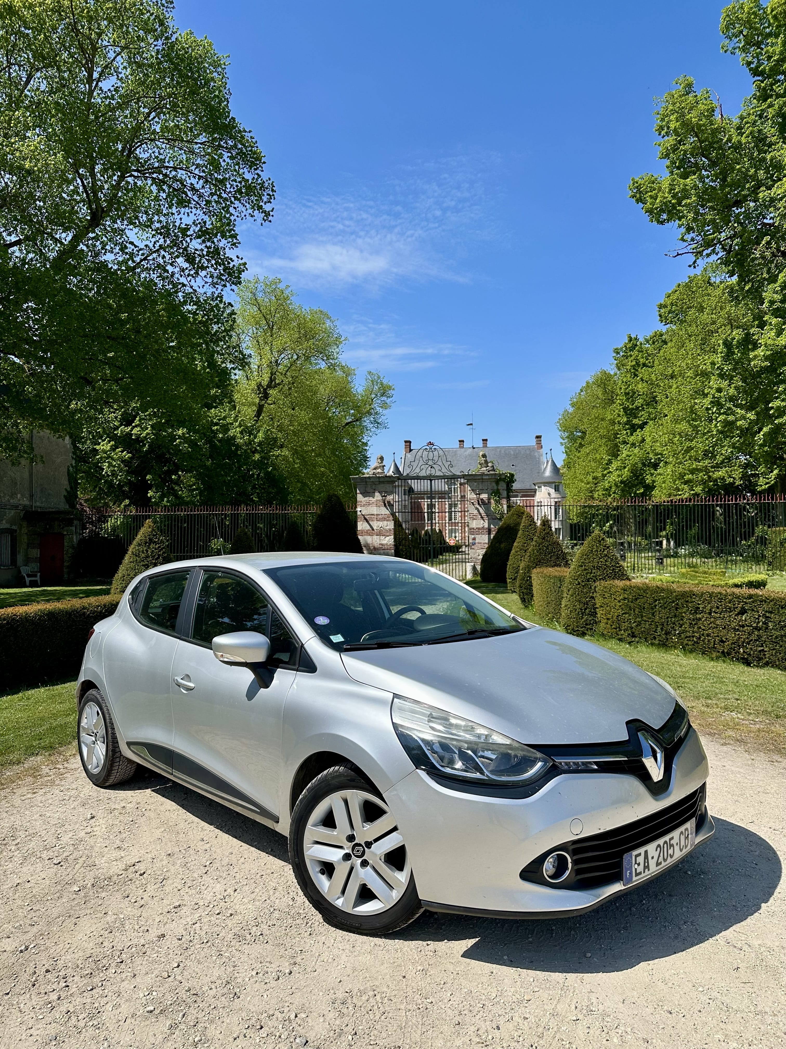 Renault Clio avec Climatisation
