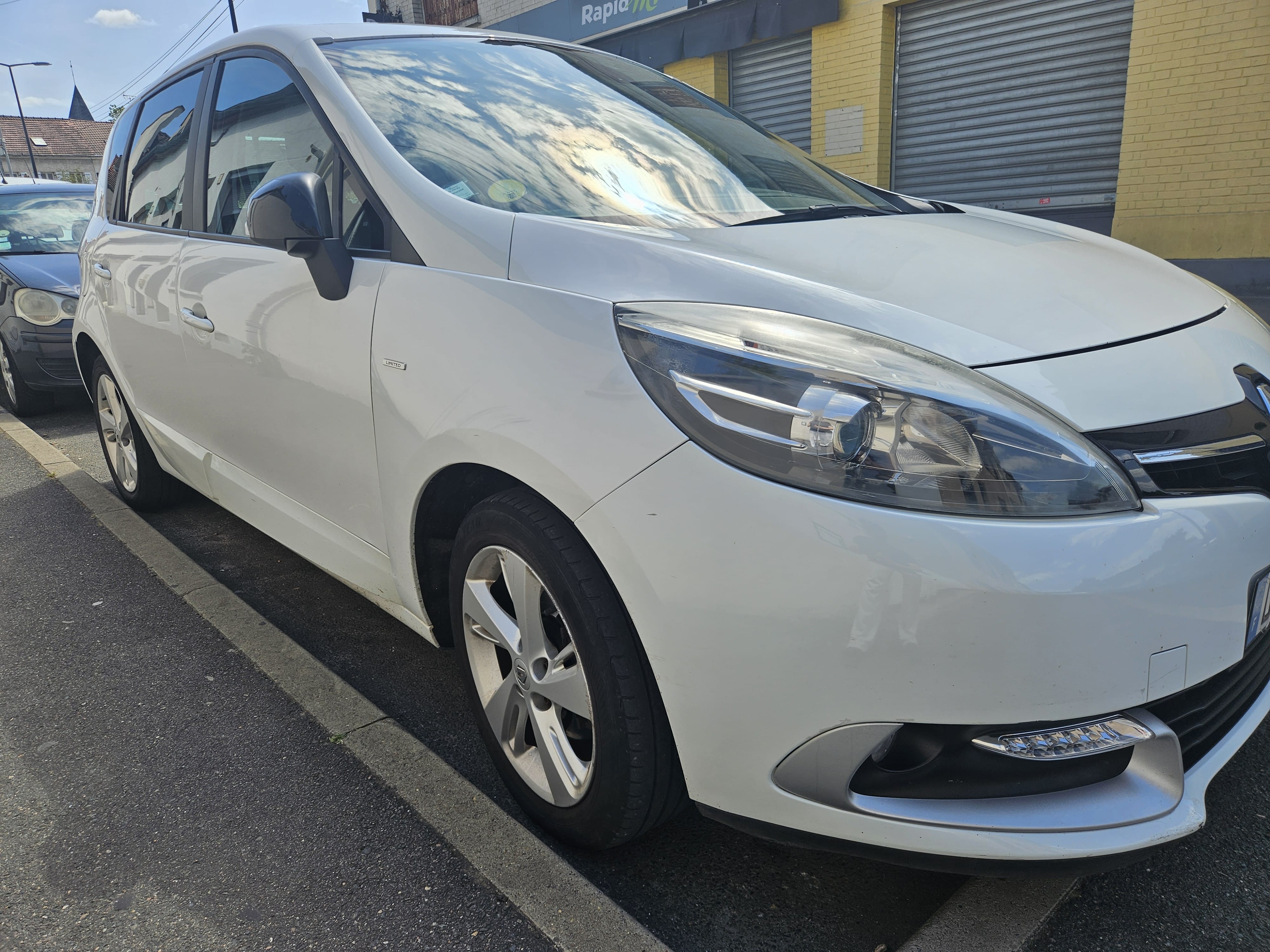 Renault Scenic avec Autoradio