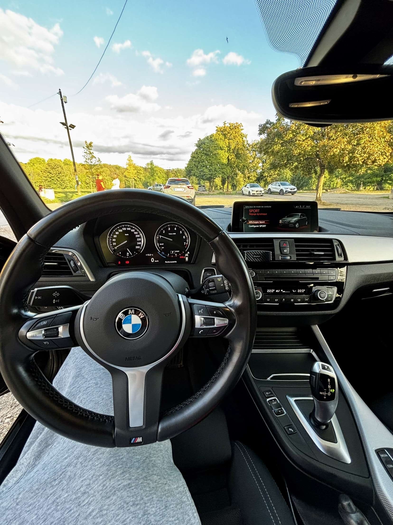 BMW Série 1 118i Pack M ultimate avec Entrée audio / iPod