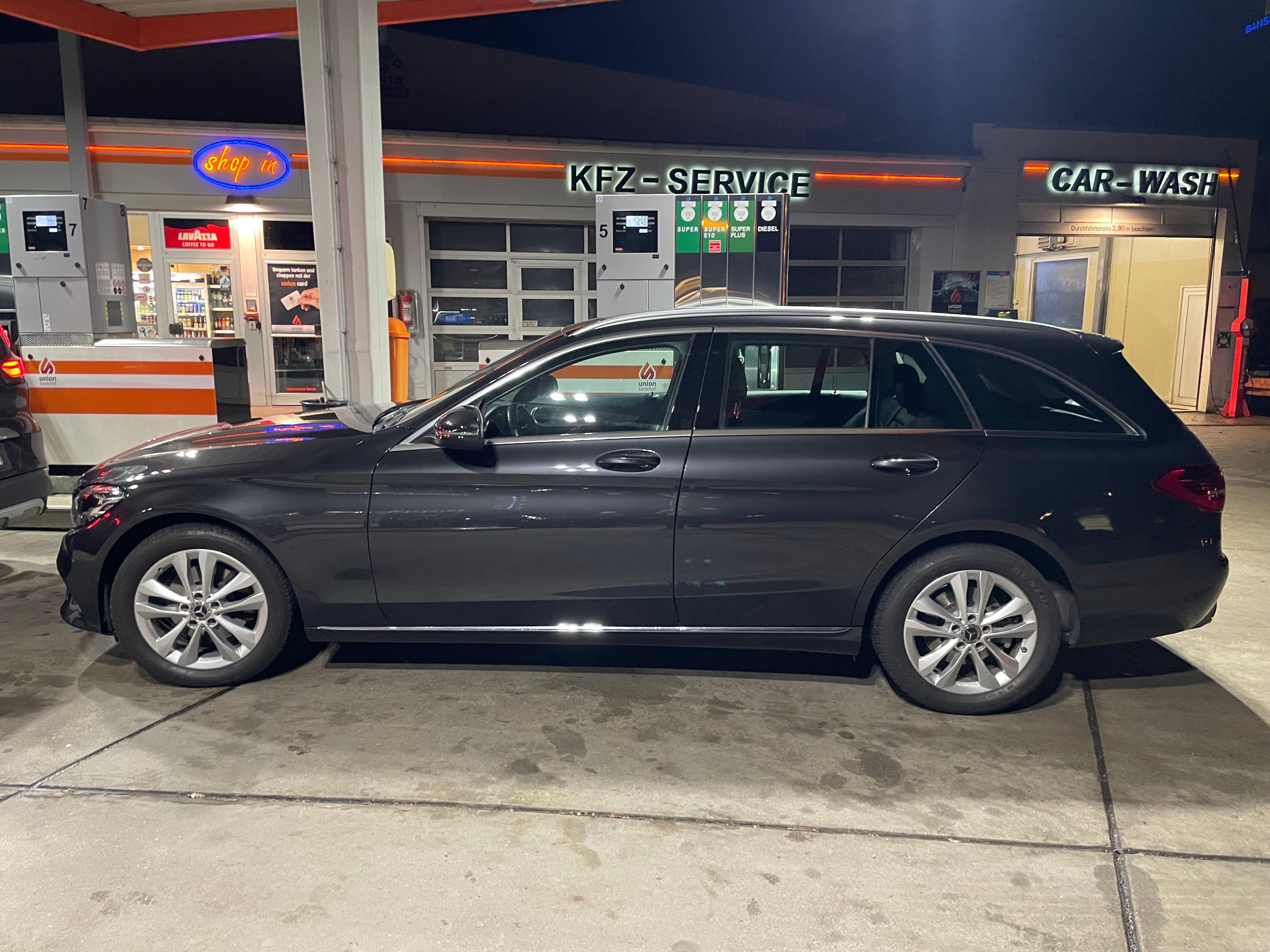 Mercedes-Benz C-Klasse 200d avec Climatisation