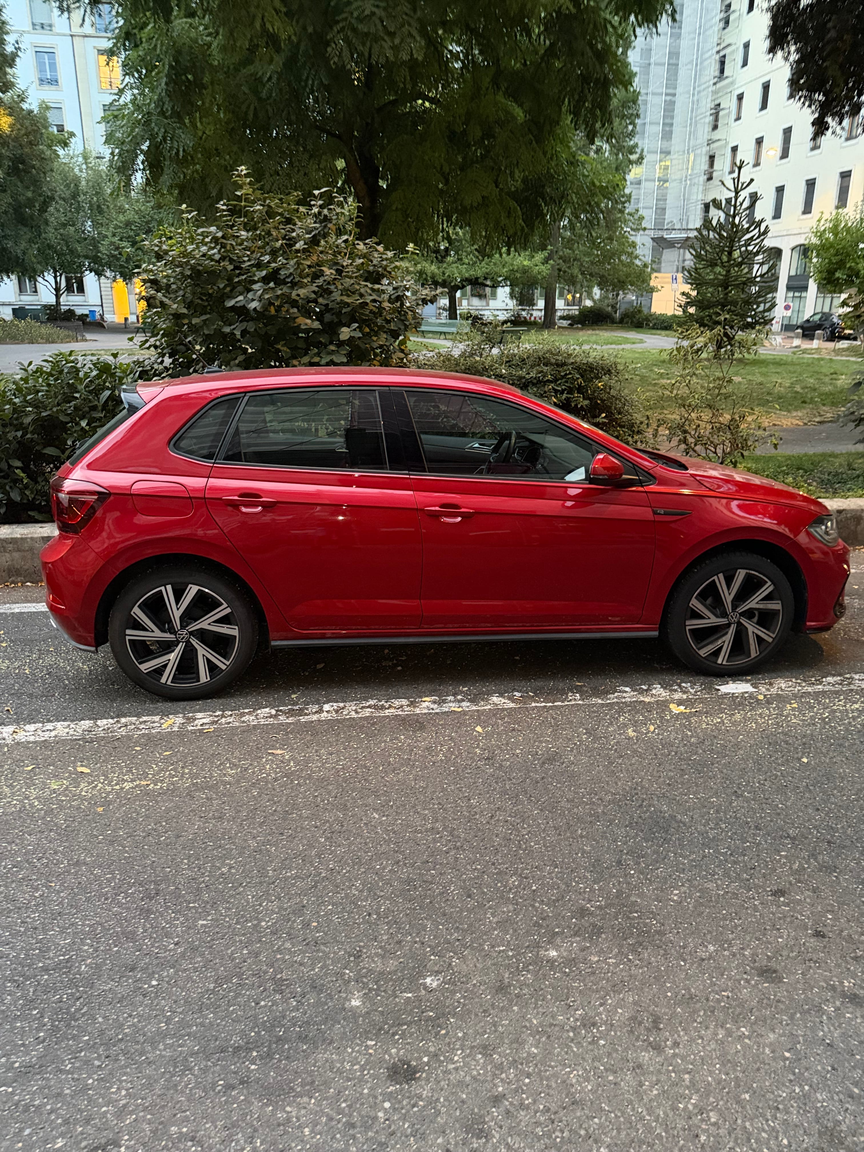 Volkswagen Polo R-Line 1 tsi avec Climatisation
