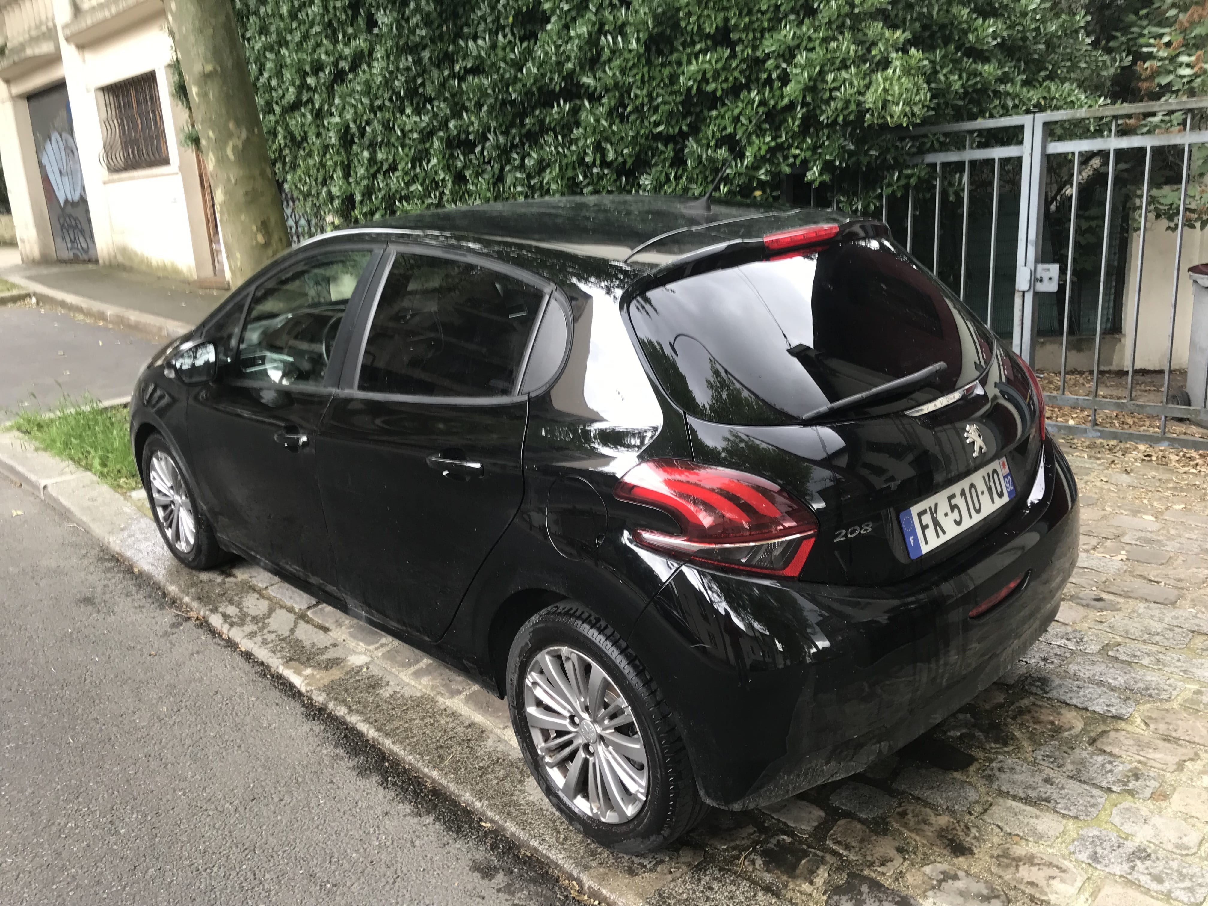 Peugeot 208 avec GPS