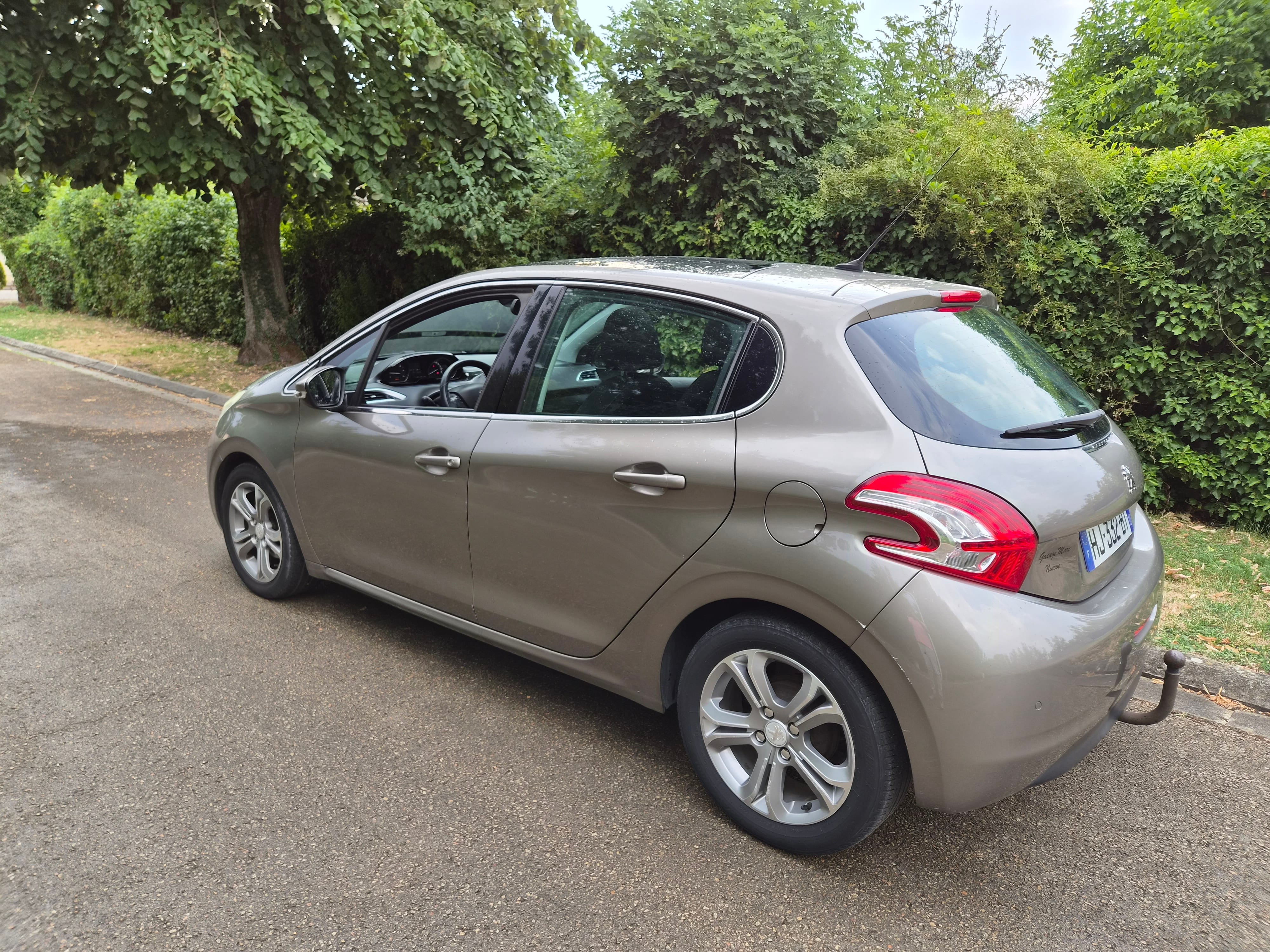 Peugeot 208 avec Régulateur de vitesse