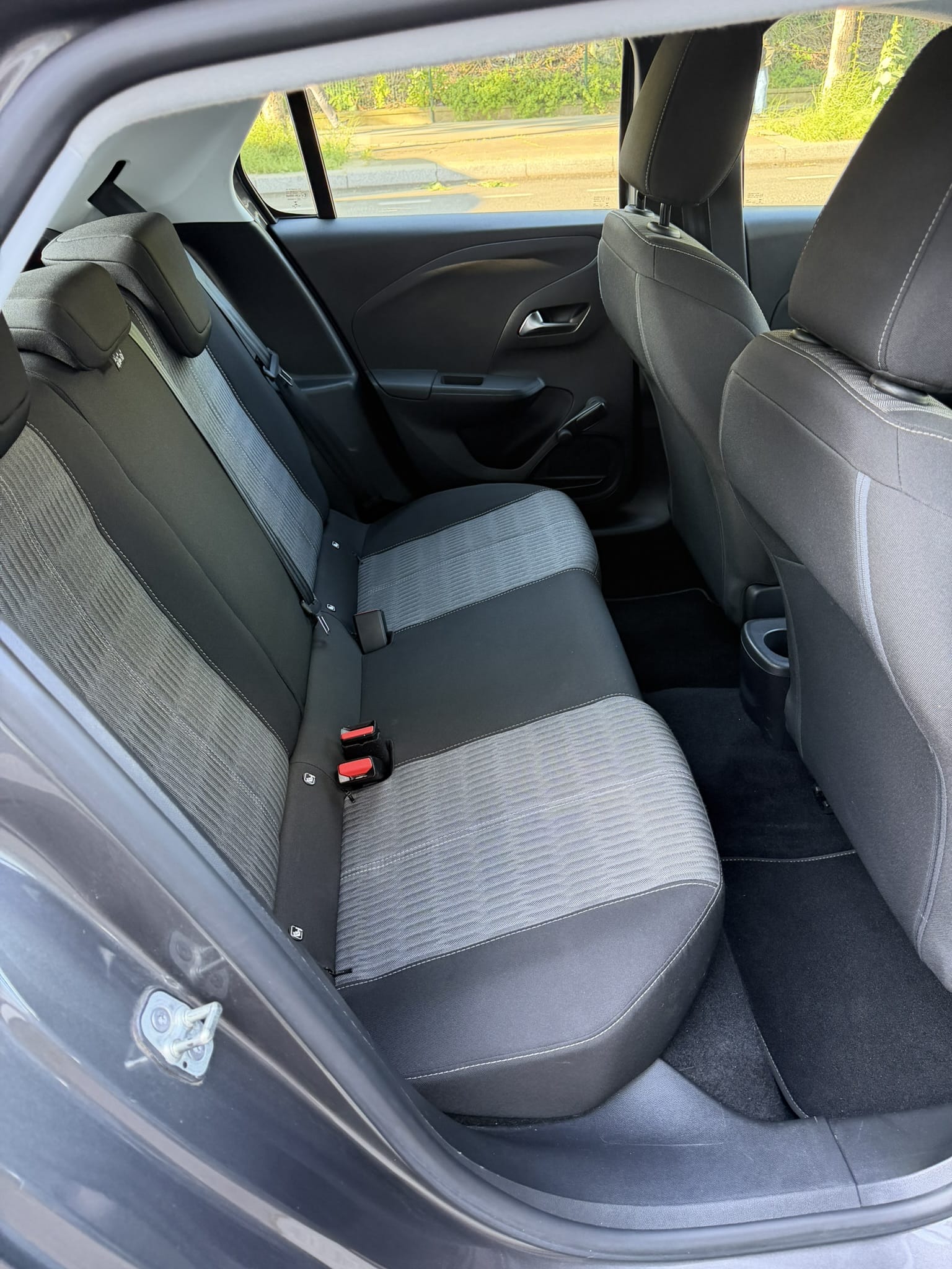 Opel Corsa  Opel Corsa électrique – Confort, autonomie et simplicité ! avec Audio Bluetooth