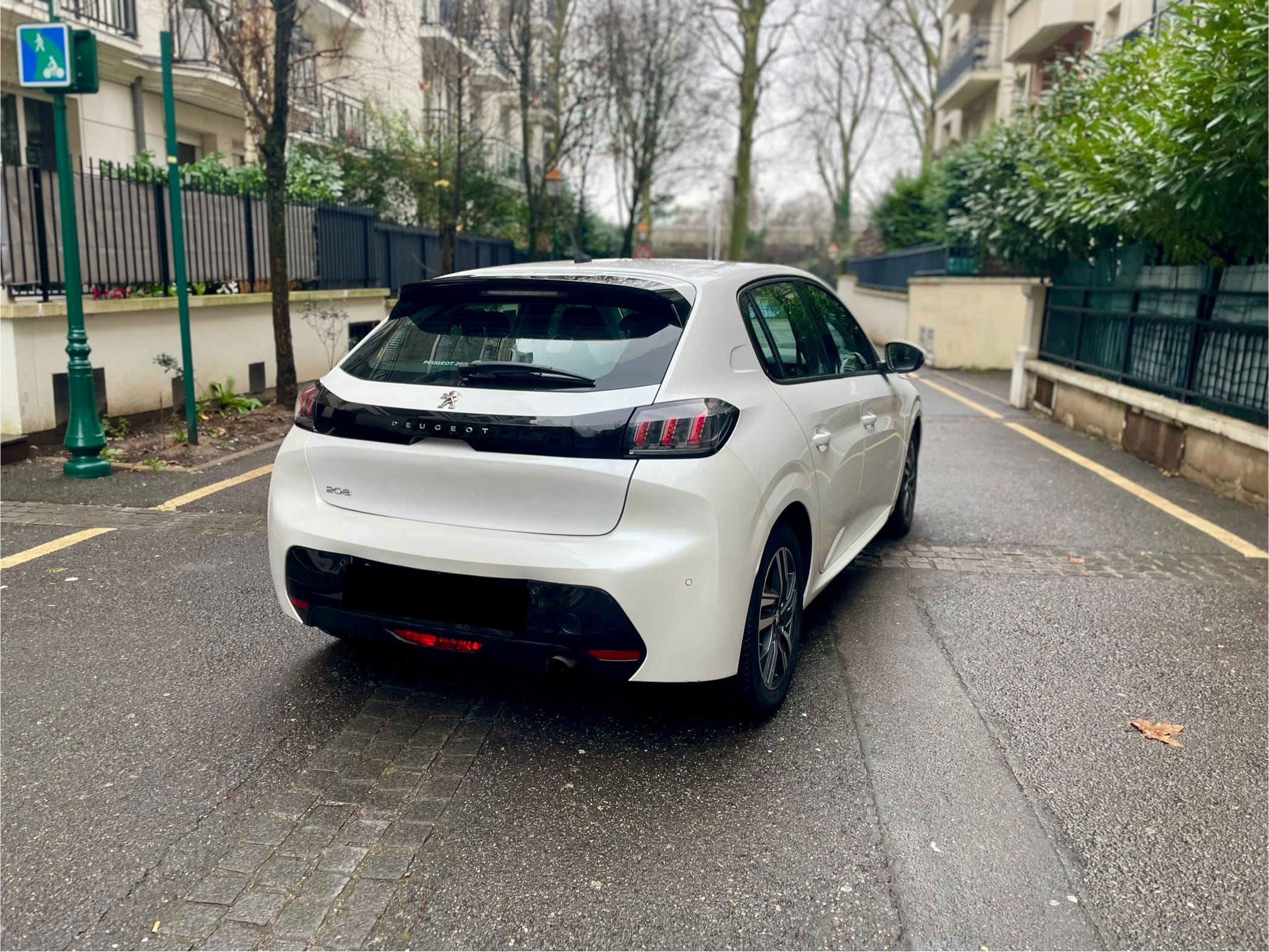 Peugeot 208 avec Climatisation