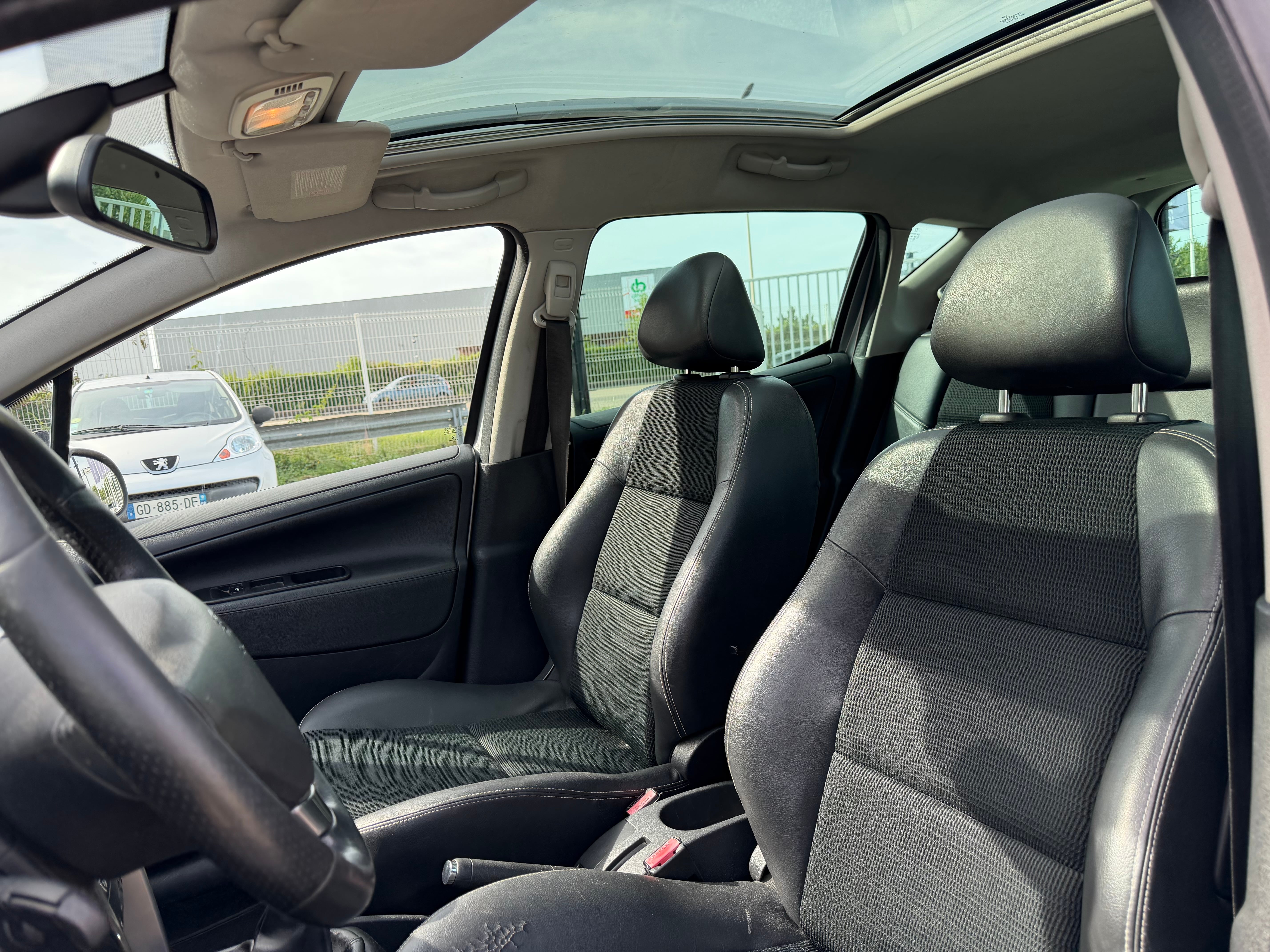 Peugeot 207 SW avec Port USB