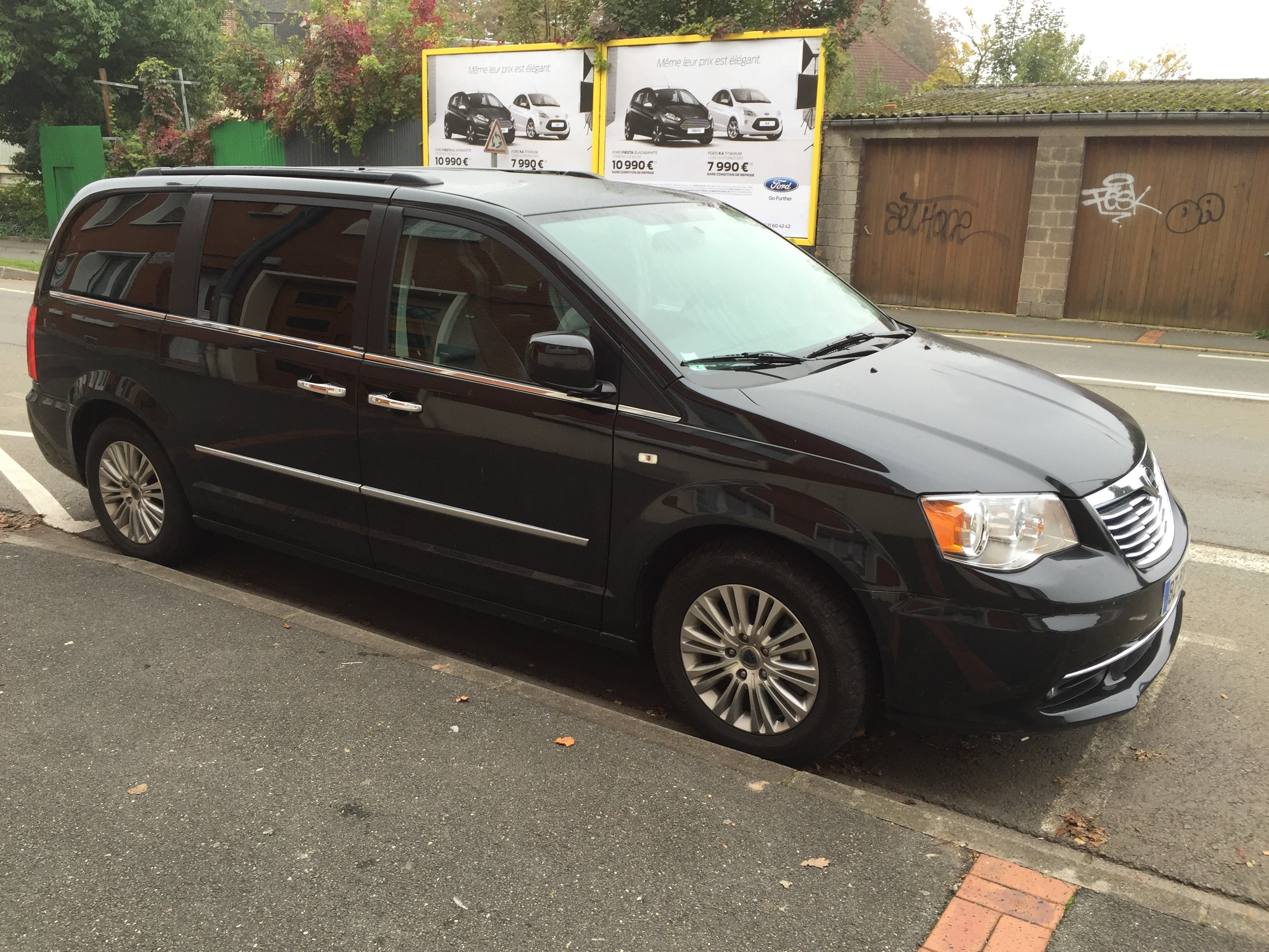 Lancia Voyager, 2011, Diesel, automatique, 7 places