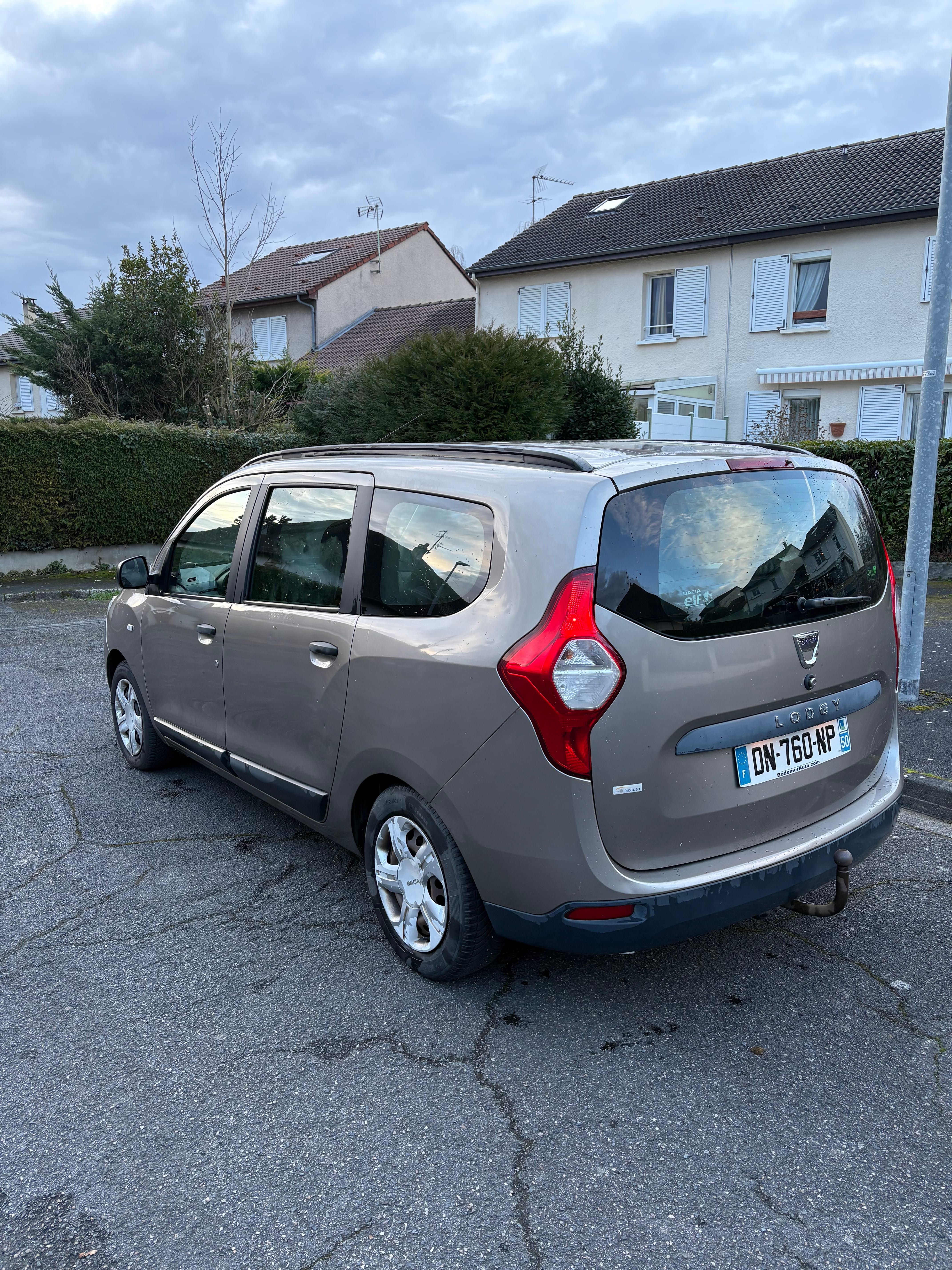 Dacia Lodgy avec Climatisation