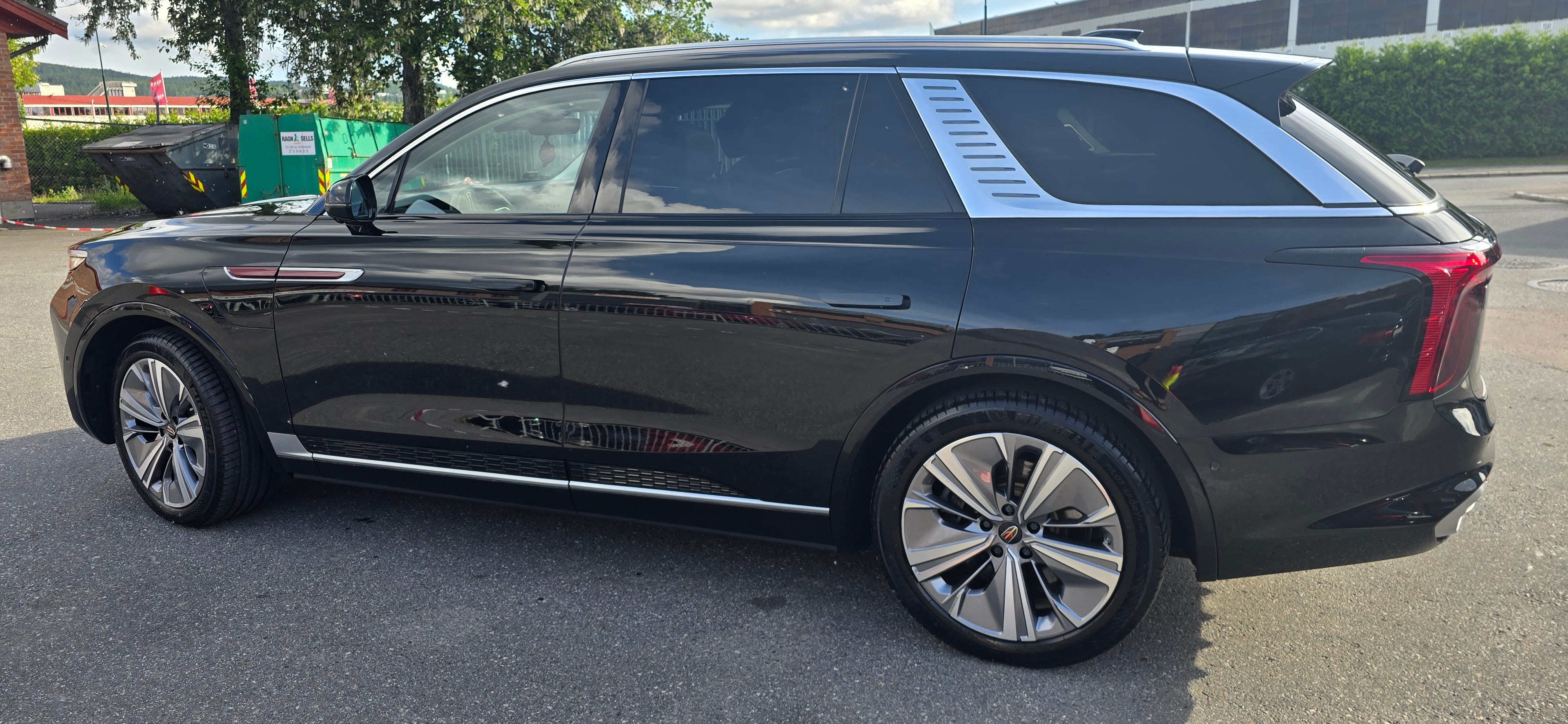 Hongqi E-HS9 mit Klimaanlage
