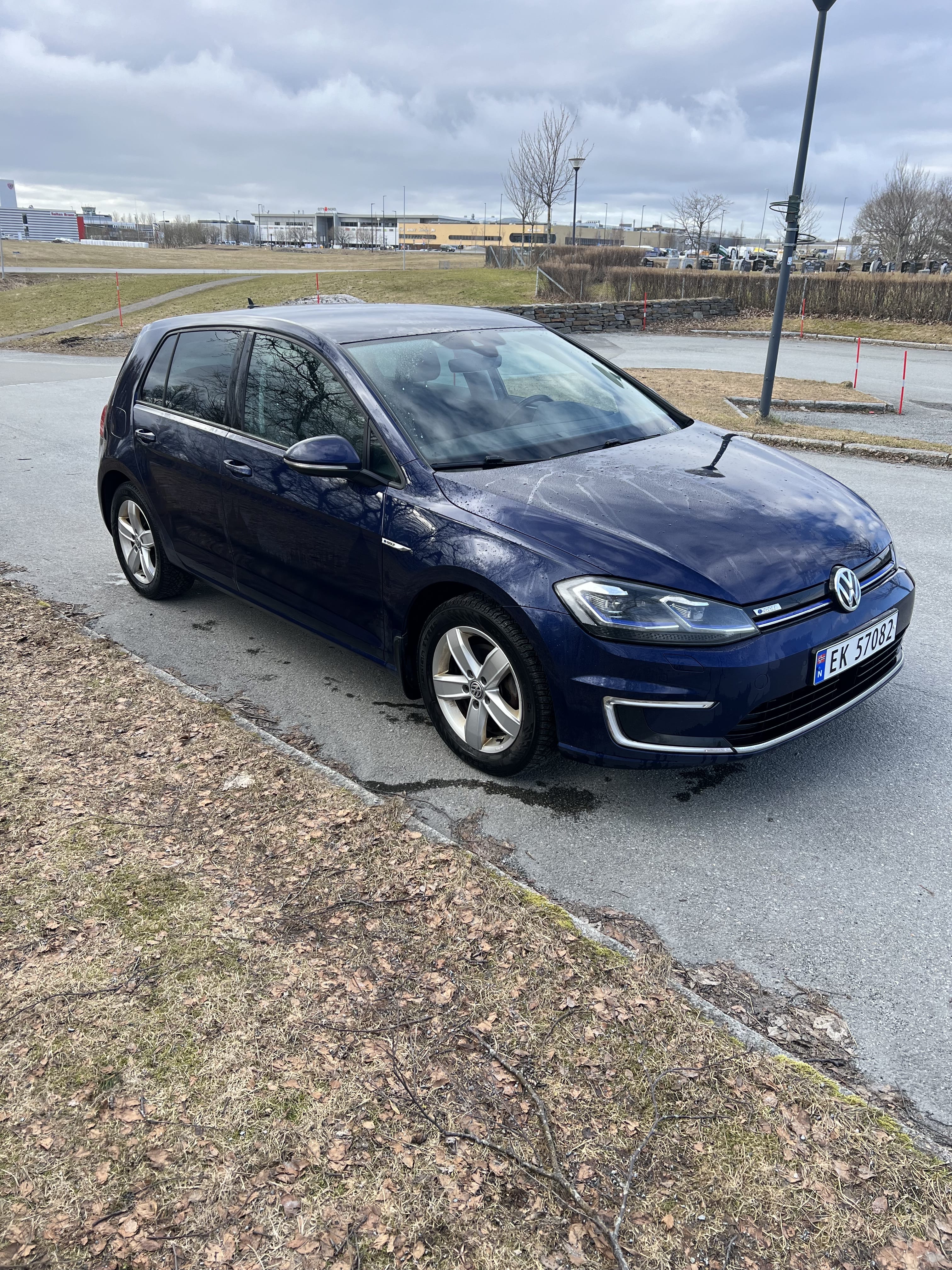 Volkswagen e-Golf med Aircondition