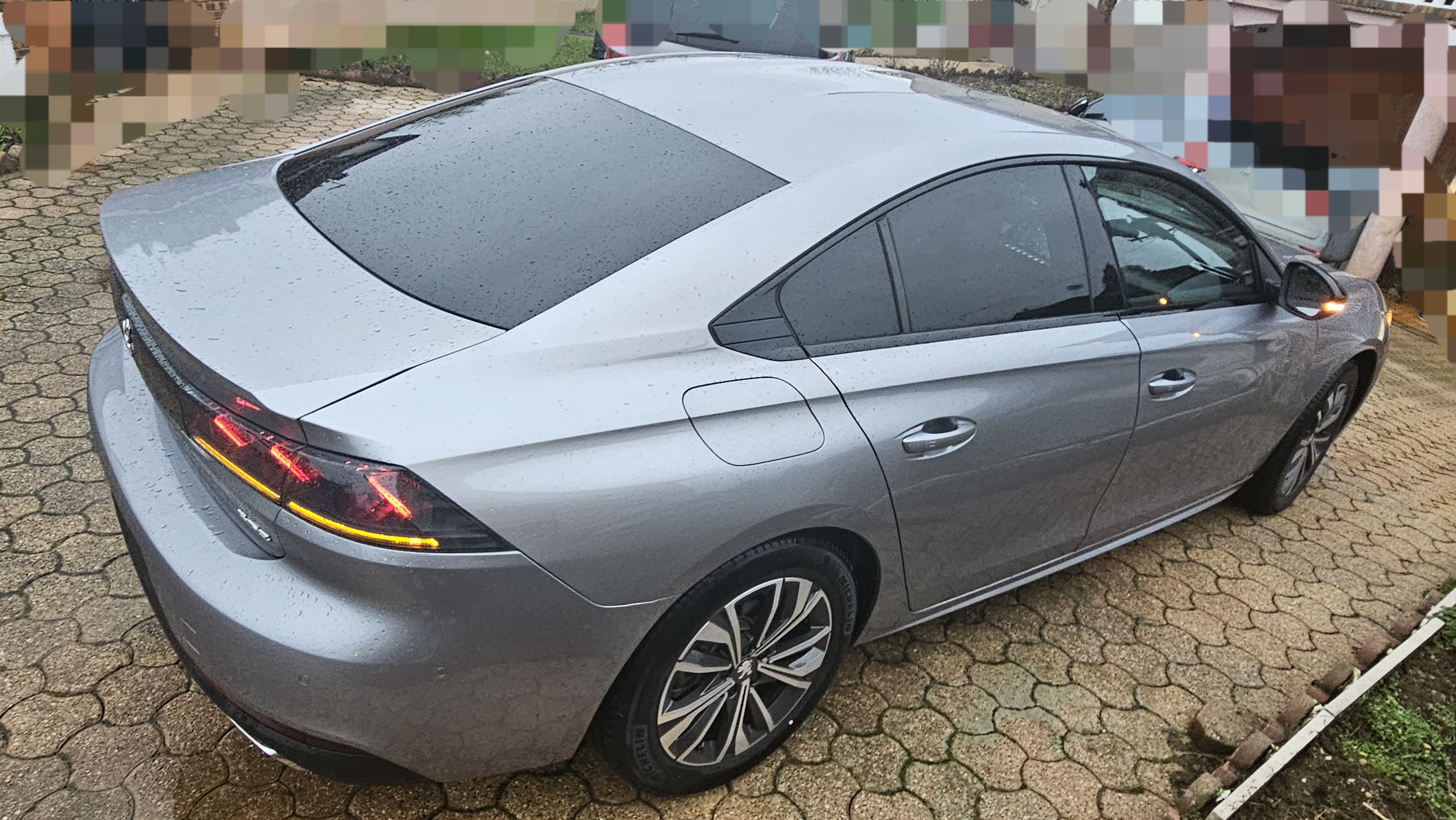 Peugeot 508 130ch avec Climatisation