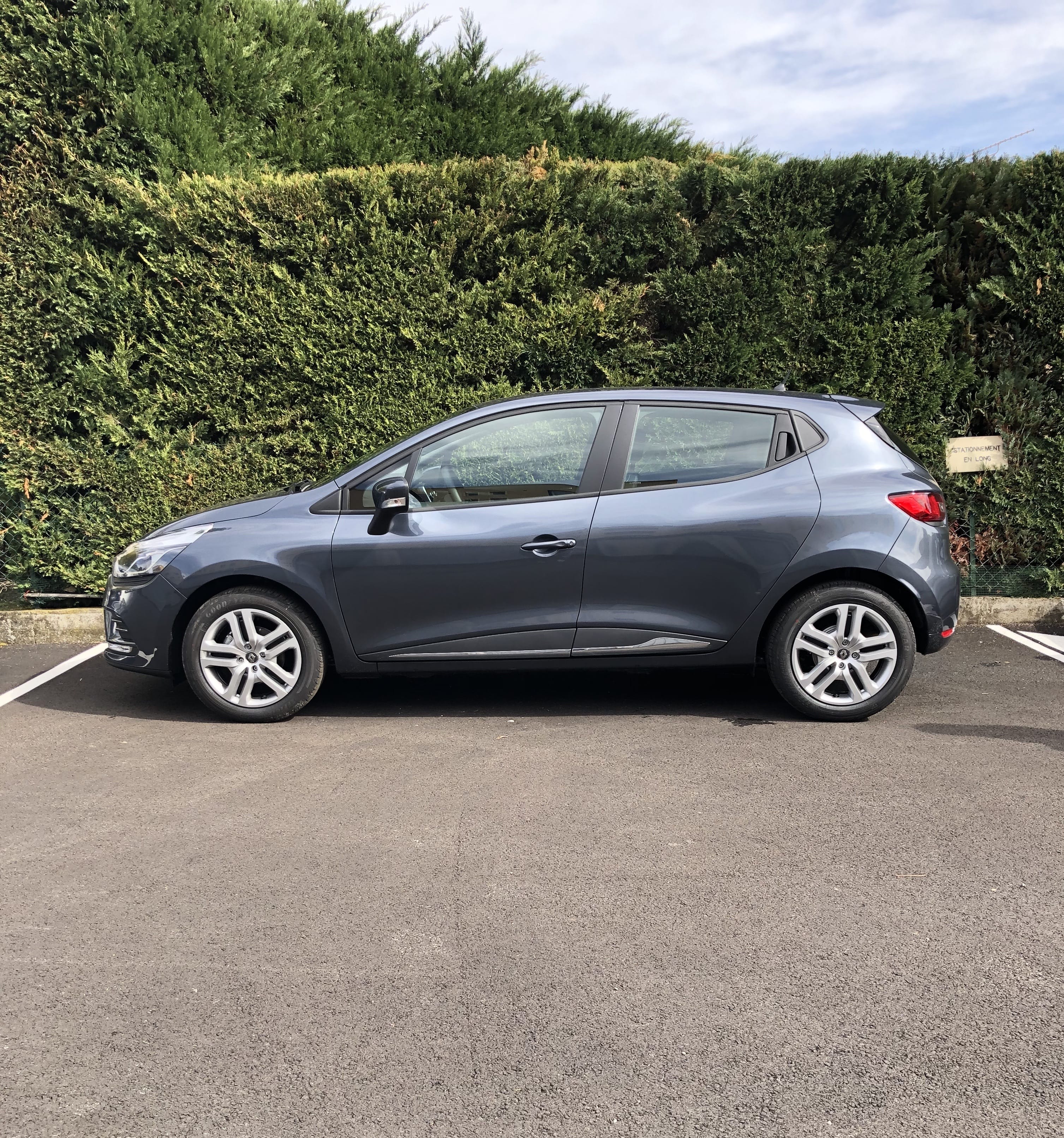 Renault Clio 1.4 essence avec Climatisation