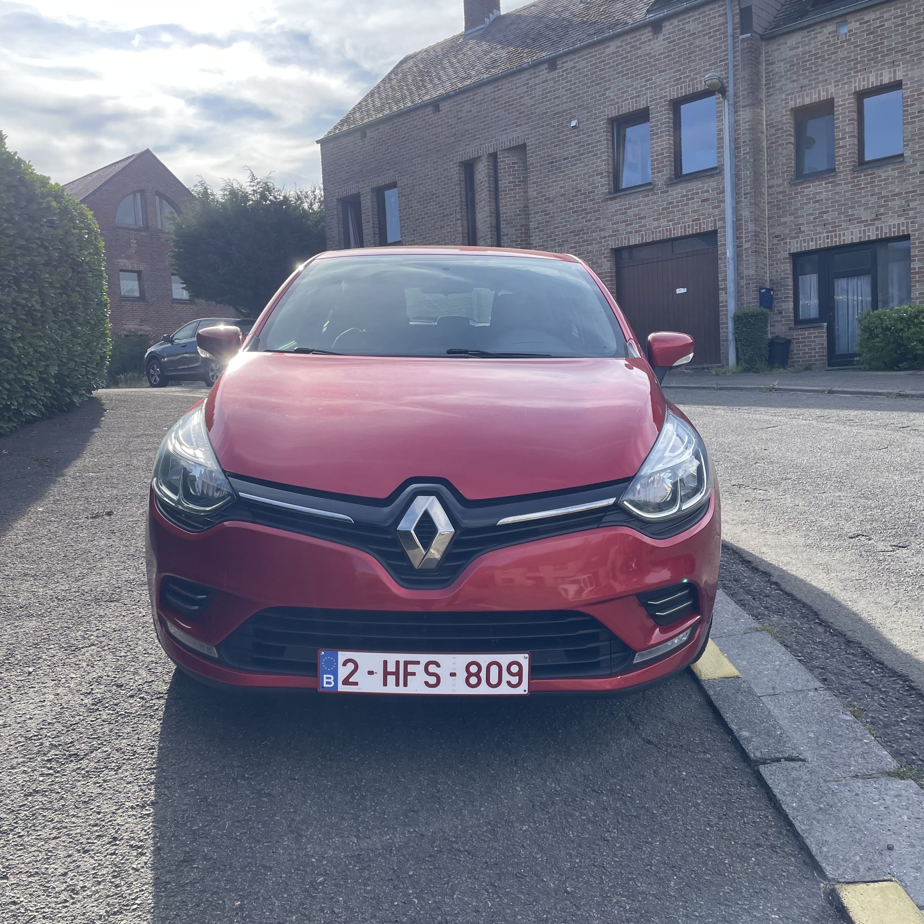 Renault Clio Apple CarPlay met Autostoel baby