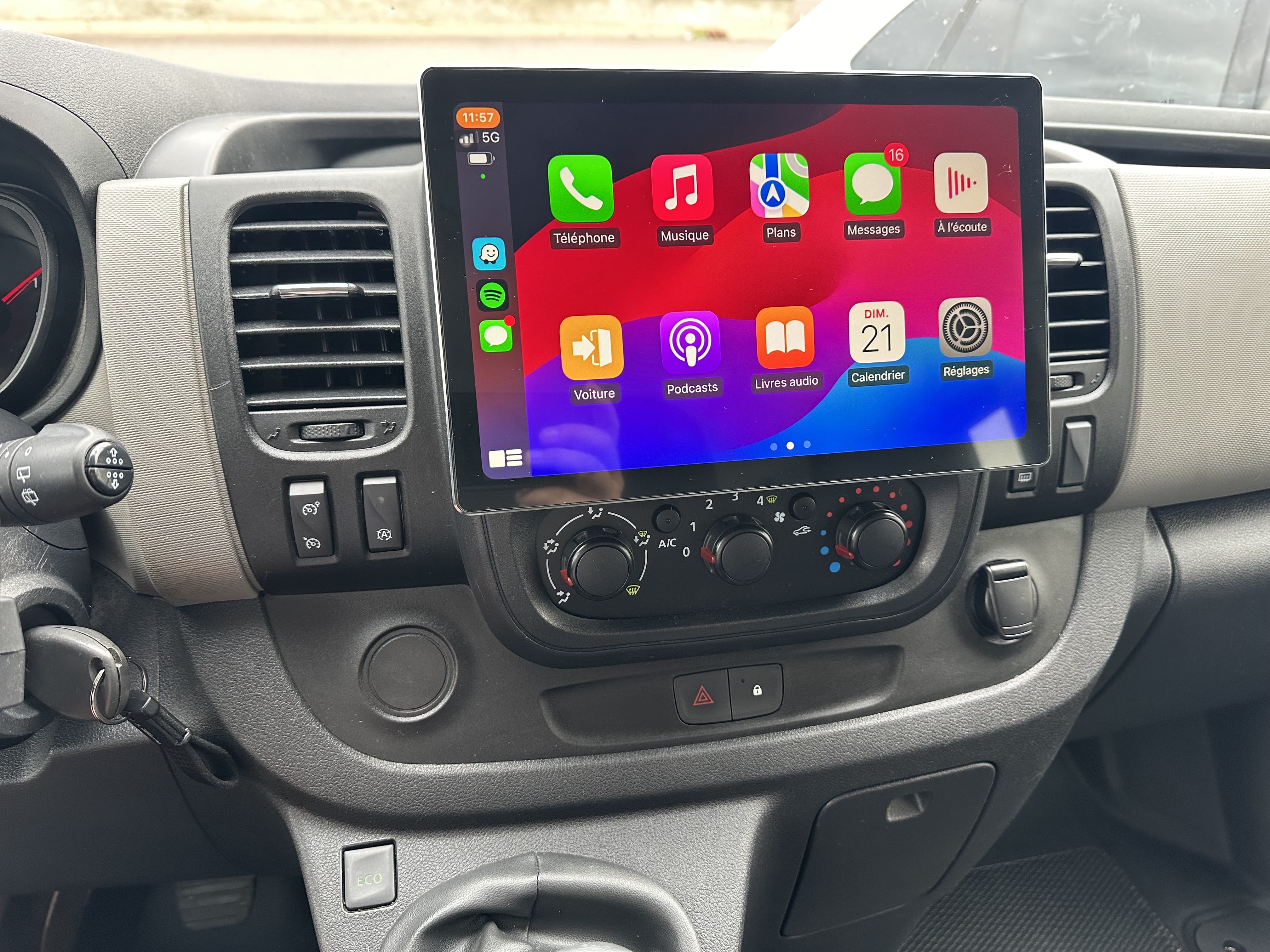 Renault Trafic Passenger avec Pneus neige