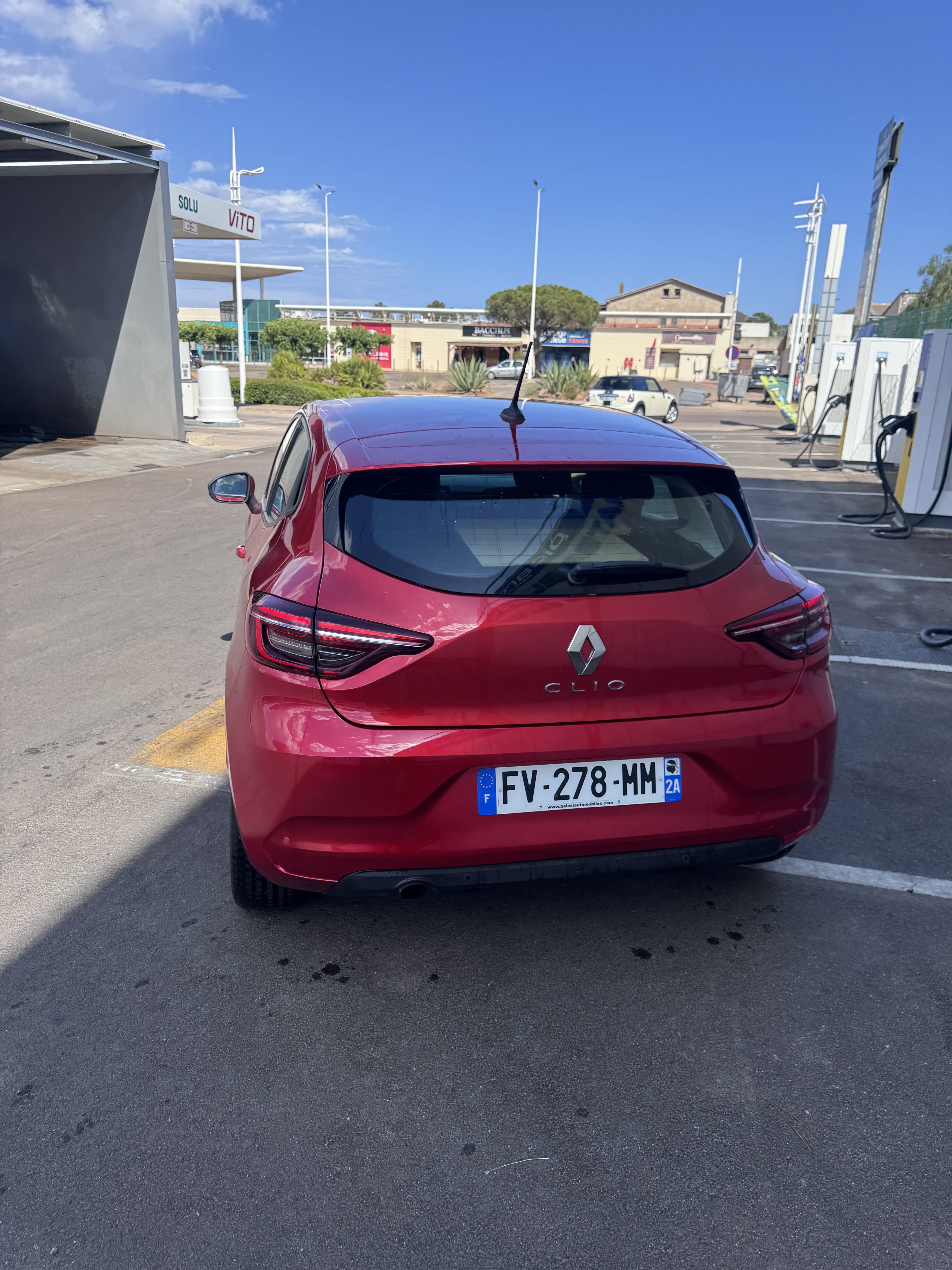 Renault Clio avec GPS