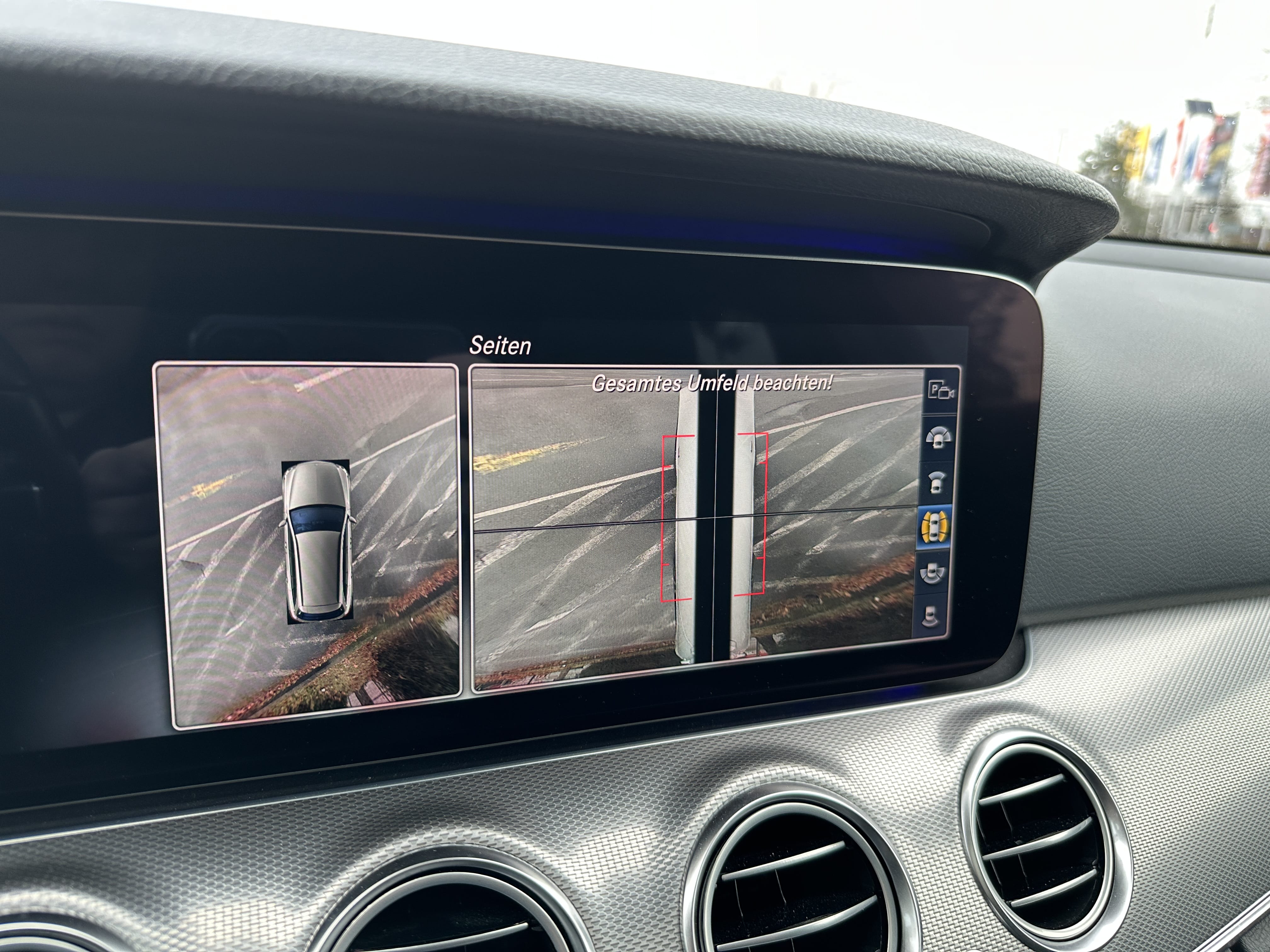 Mercedes-Benz E-Klasse Hybrid mit Apple CarPlay