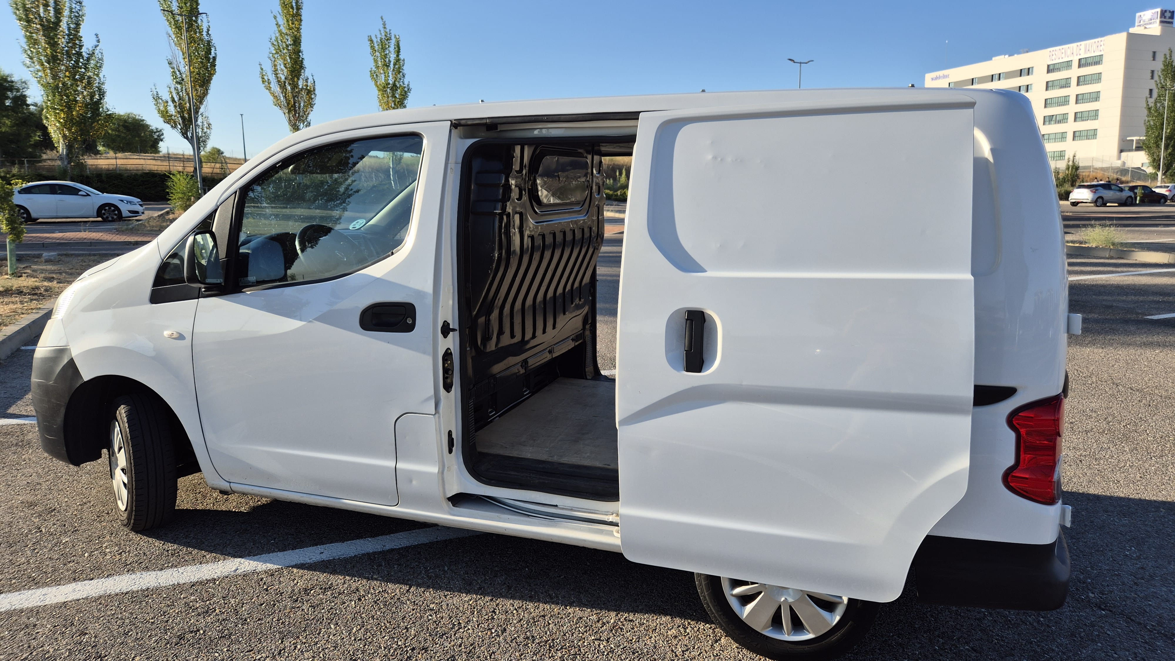 Nissan NV200