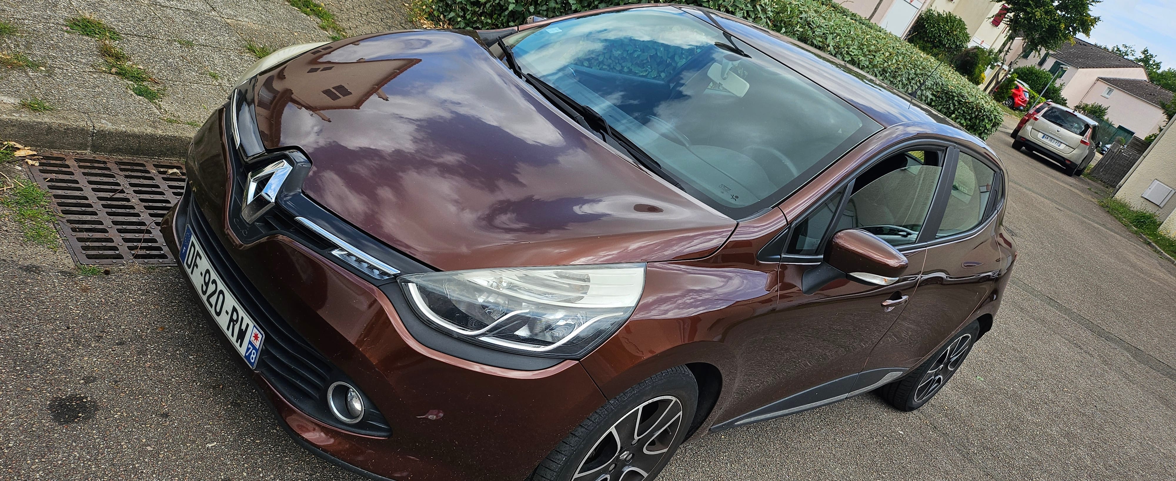 Renault Clio avec GPS