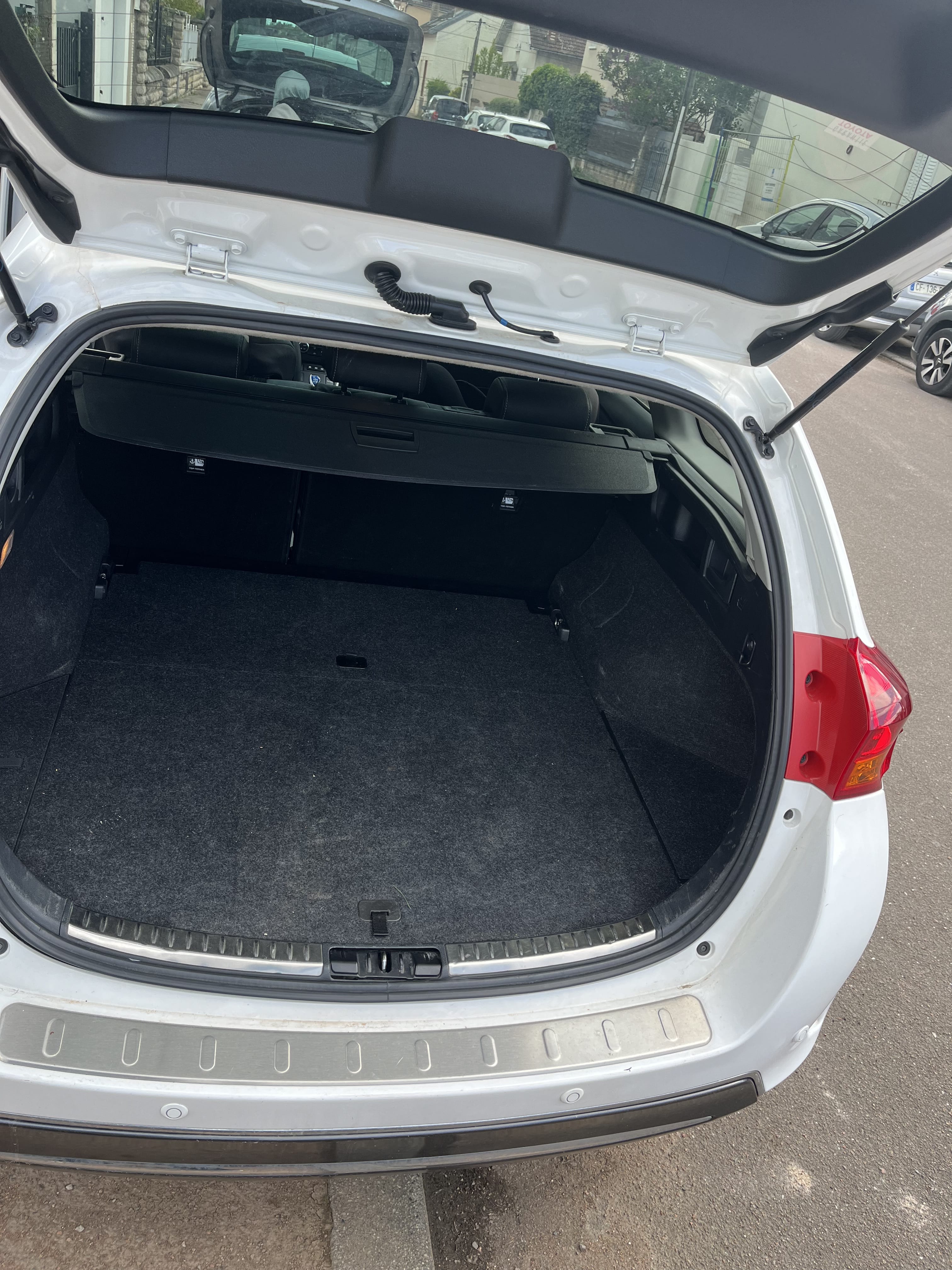 Toyota Auris Touring Sports avec Régulateur de vitesse