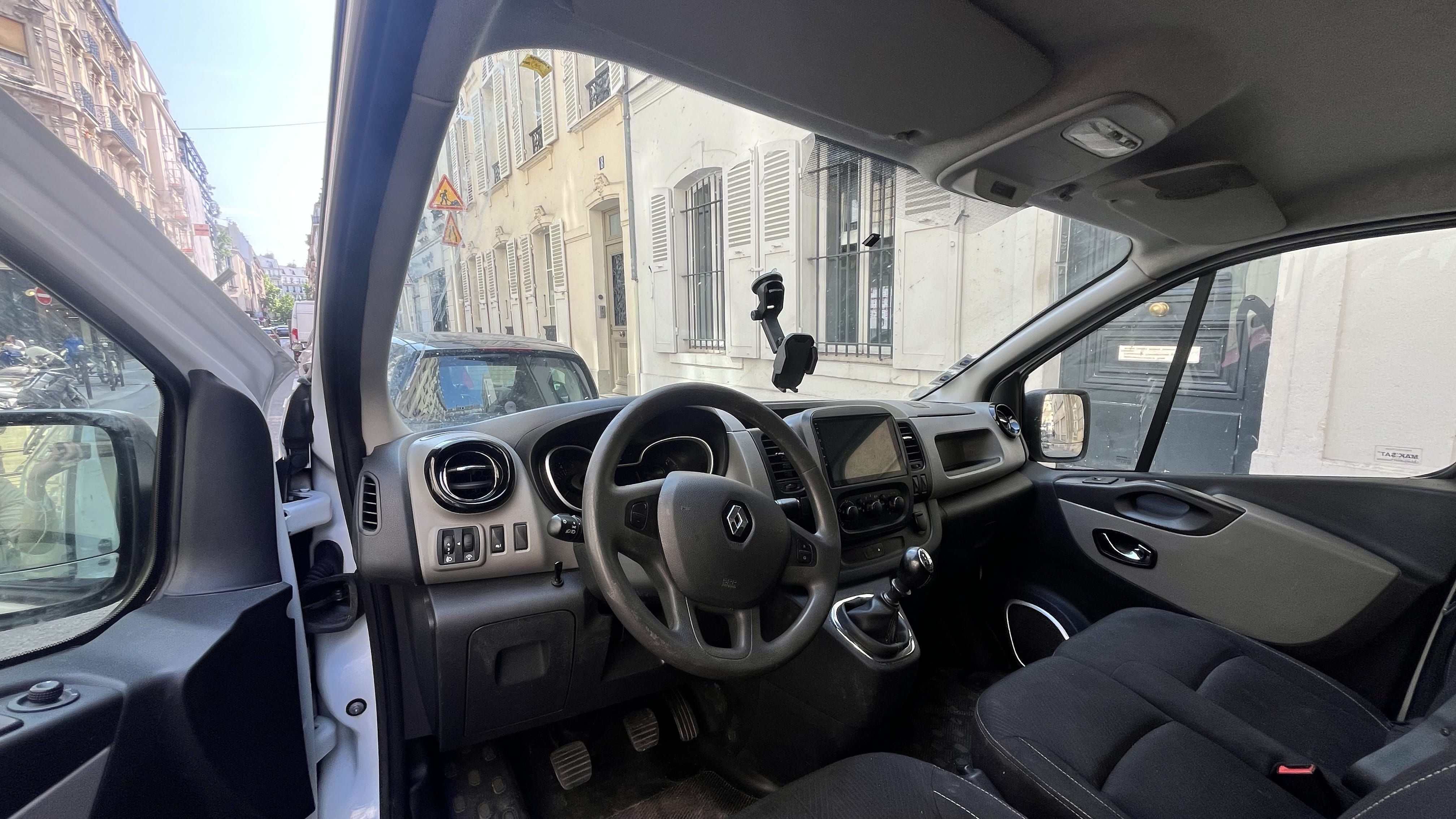 Renault Trafic avec Apple CarPlay