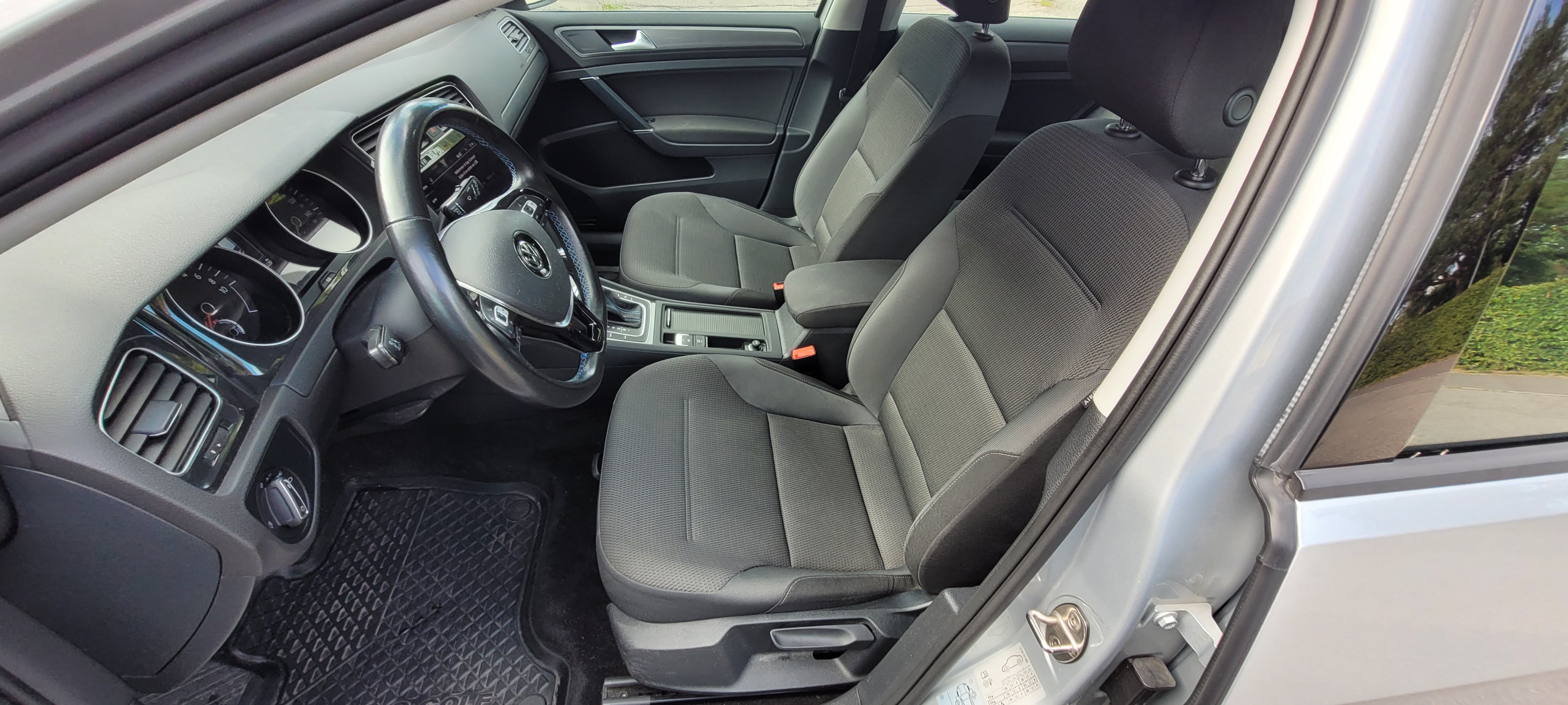 Volkswagen e-Golf med Cruisekontroll