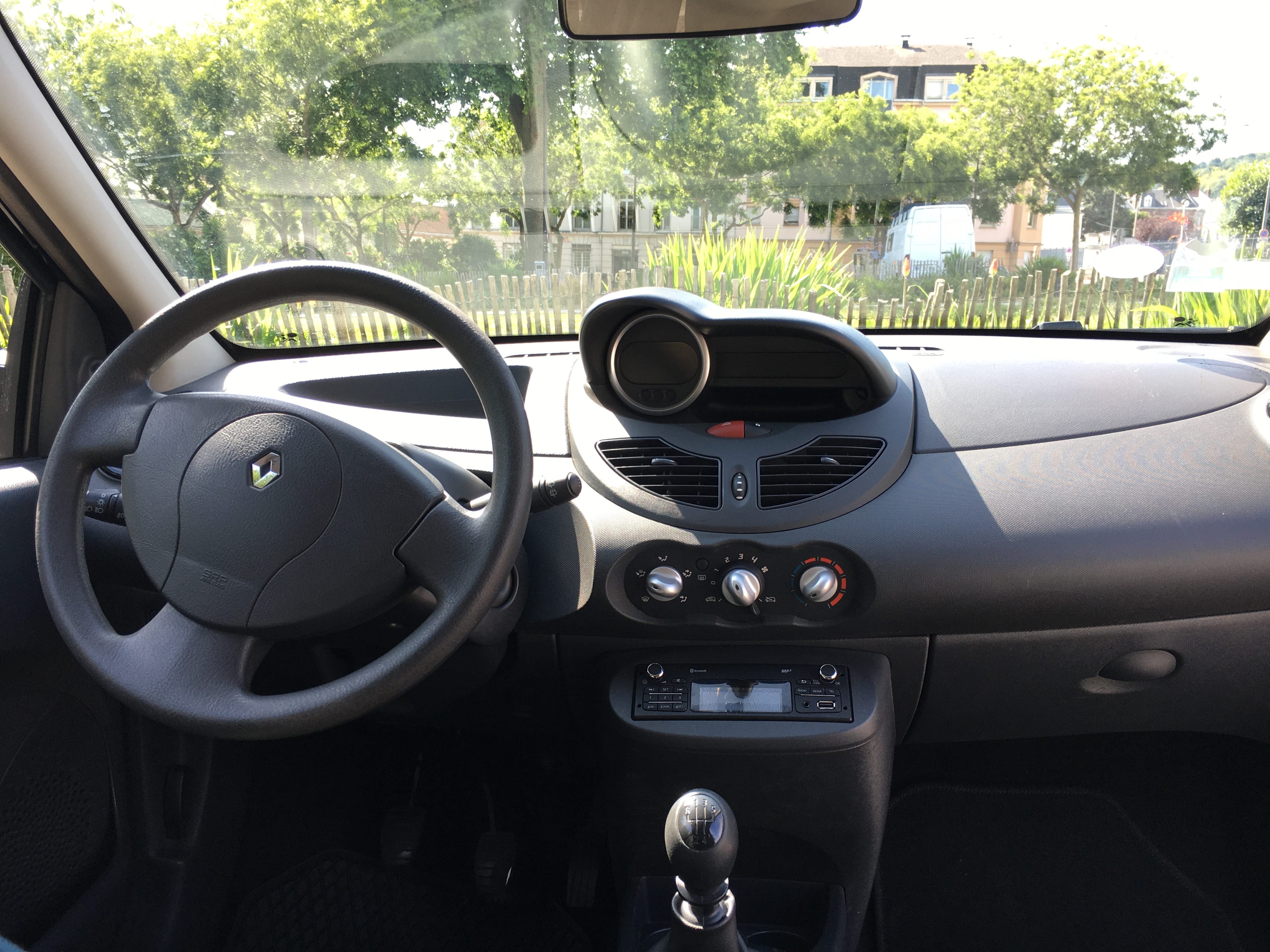 Renault Twingo Maniable & Faible conso avec Entrée audio / iPod