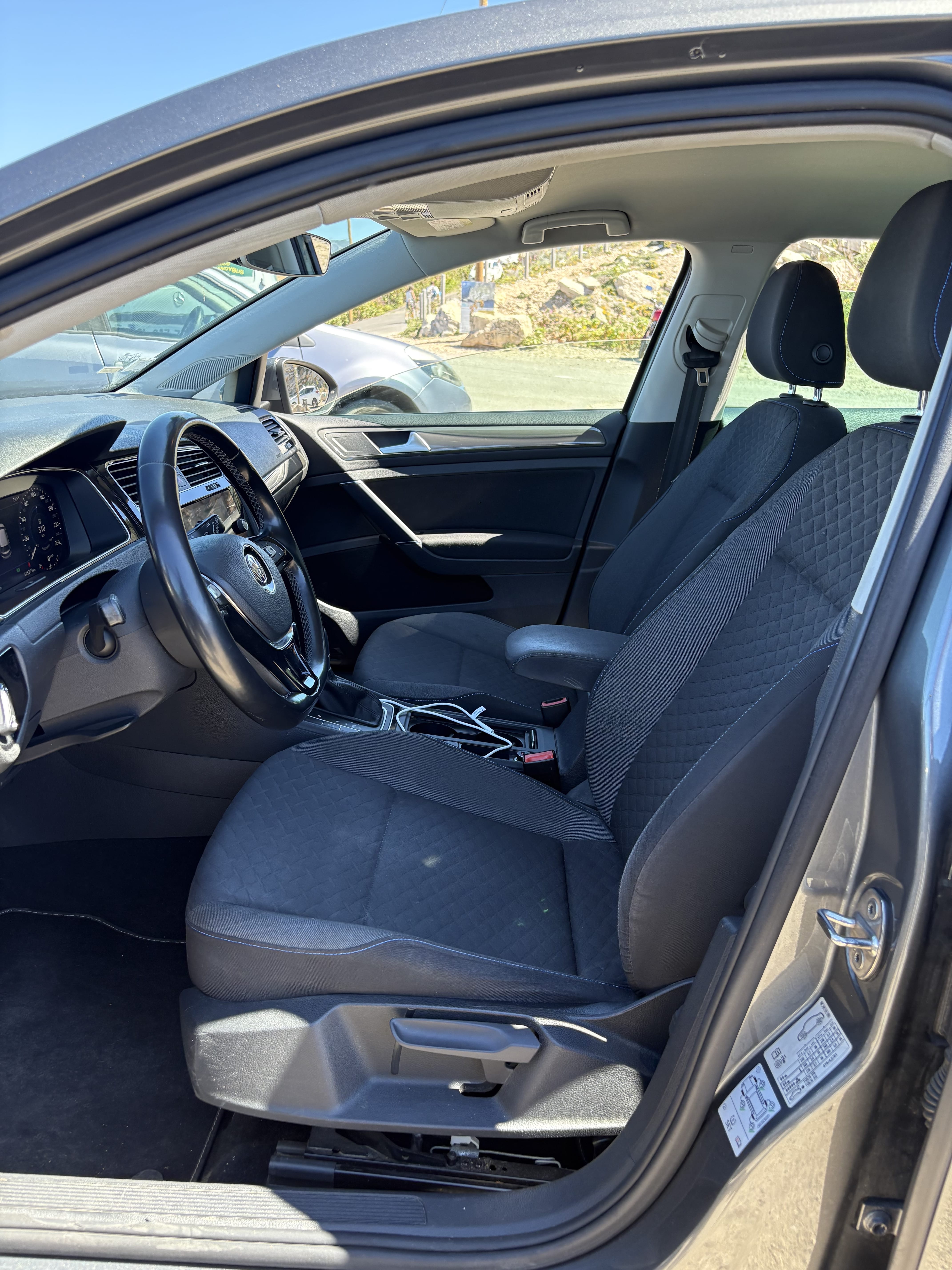 Volkswagen Golf met Cruise control