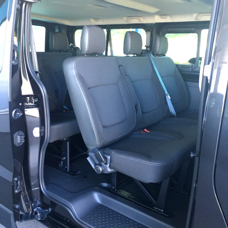 Renault Trafic Passenger avec Pneus neige