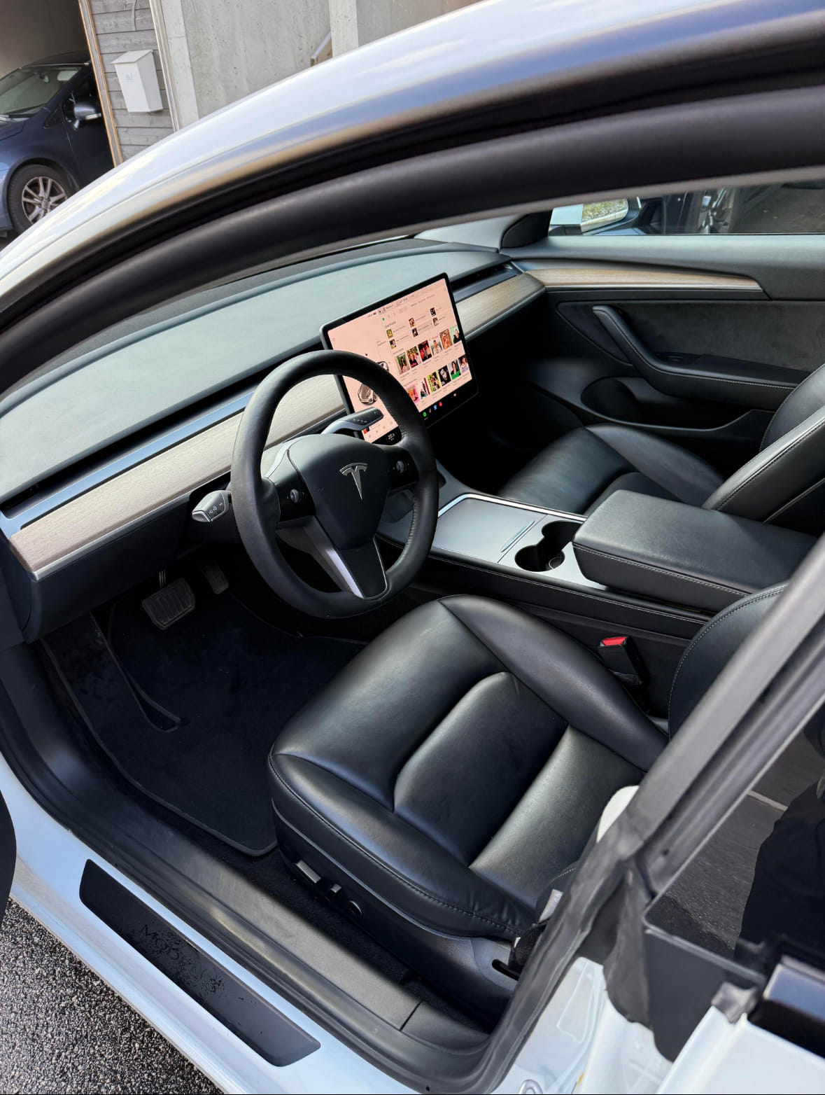 Tesla Model 3 Long Range med GPS