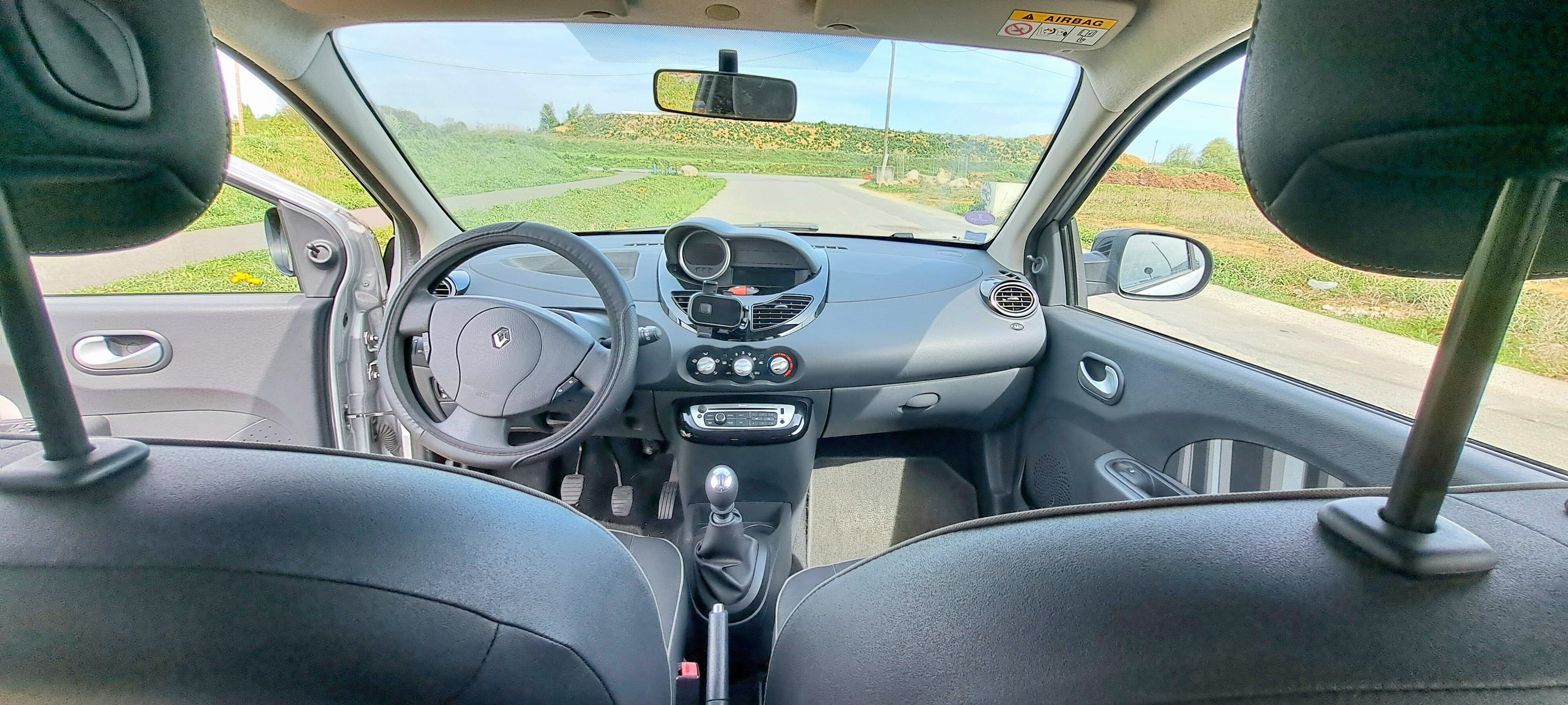 Renault Twingo II avec Audio Bluetooth