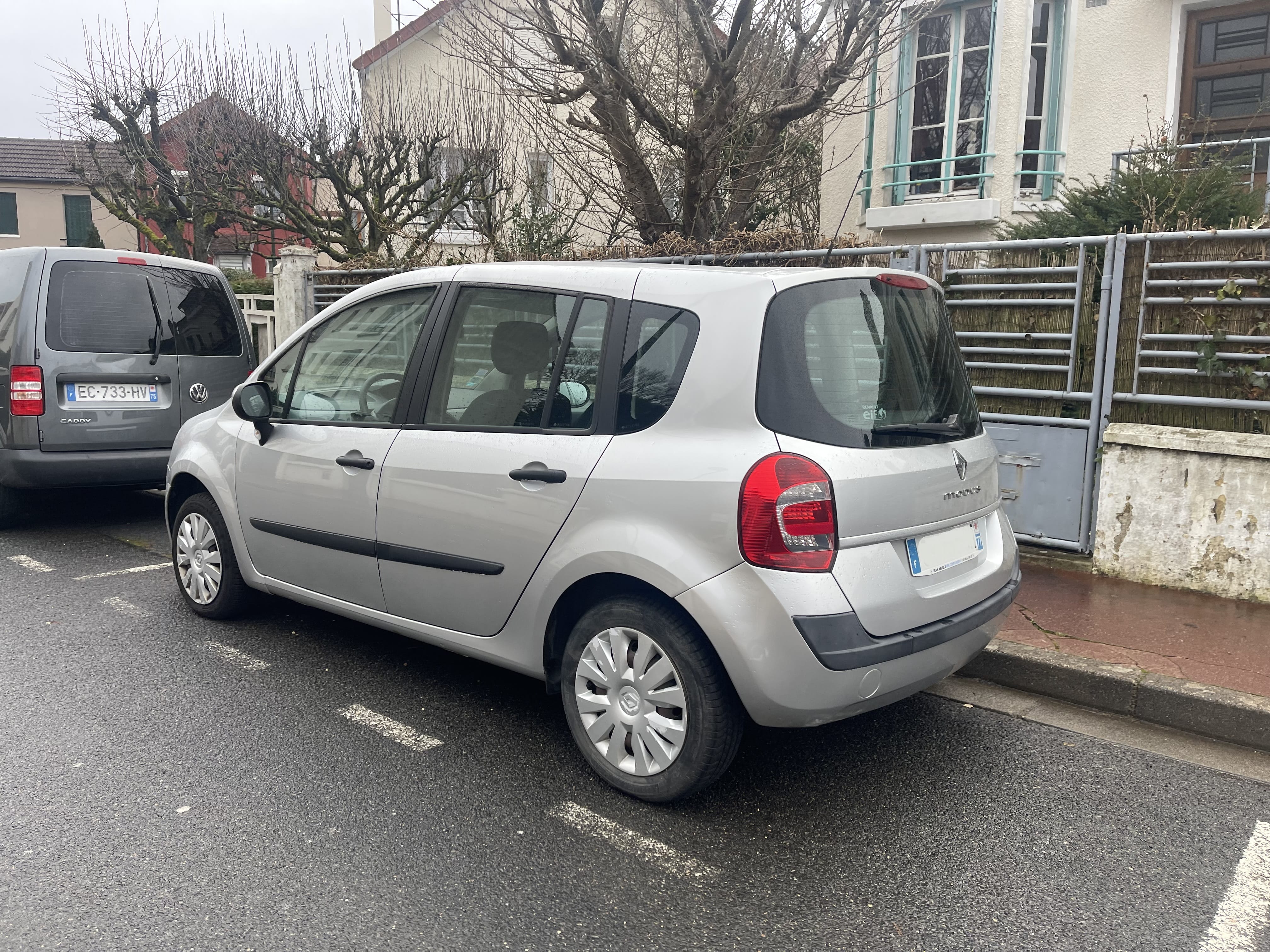 Renault Modus avec Siège bébé