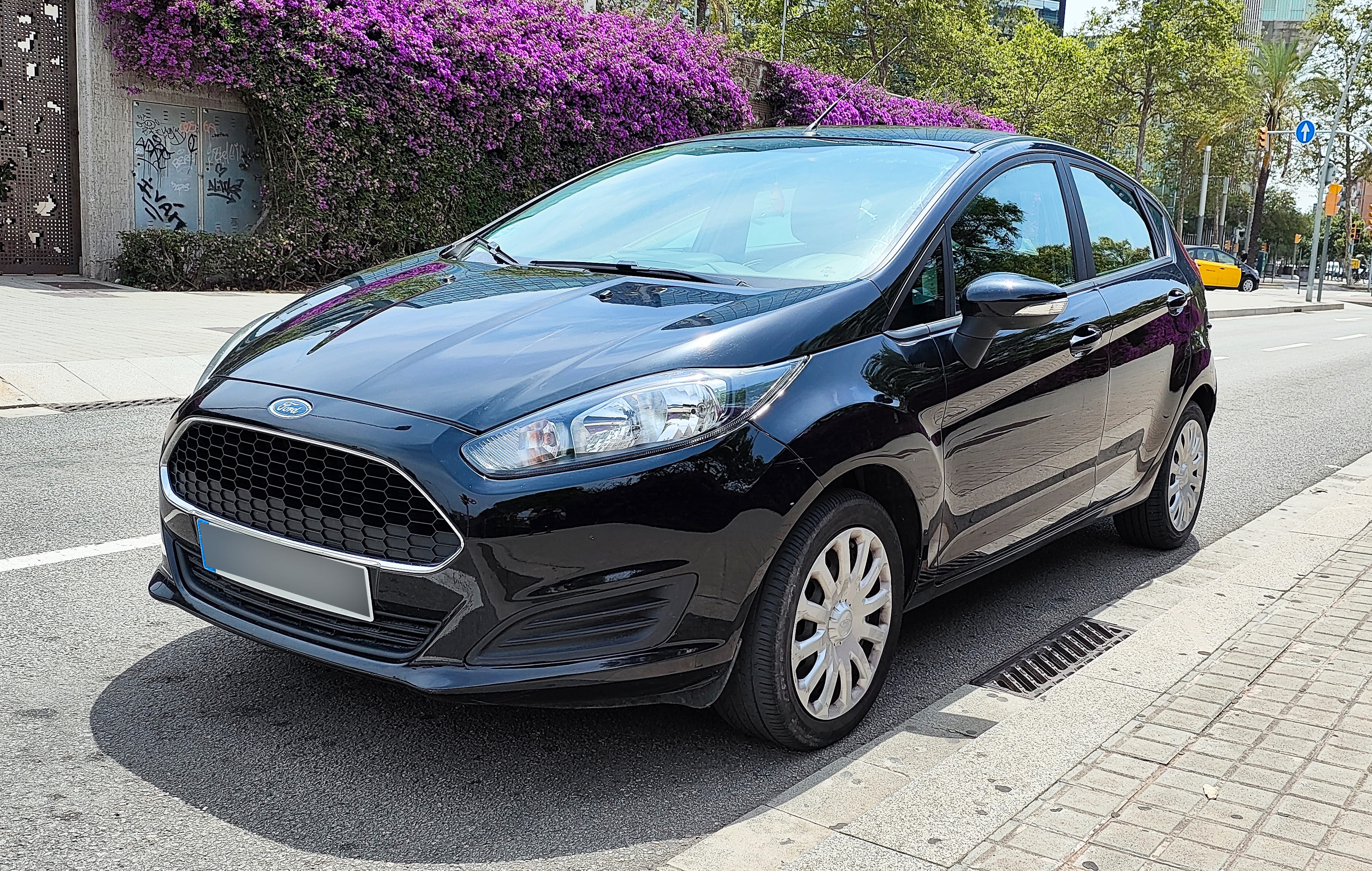Ford Fiesta Point Black, 2017, Gasolina 95