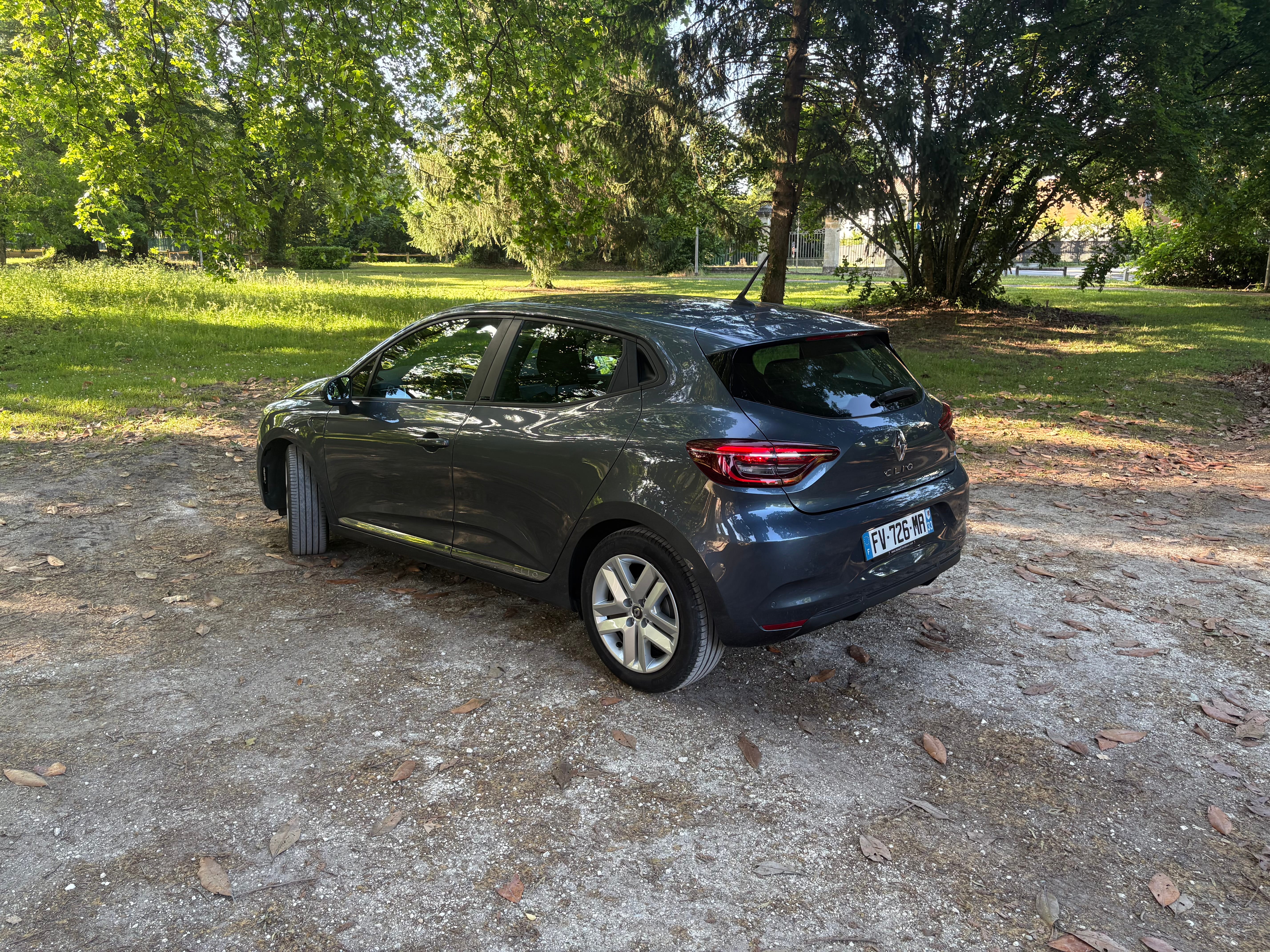 Renault Clio E-tech avec Climatisation