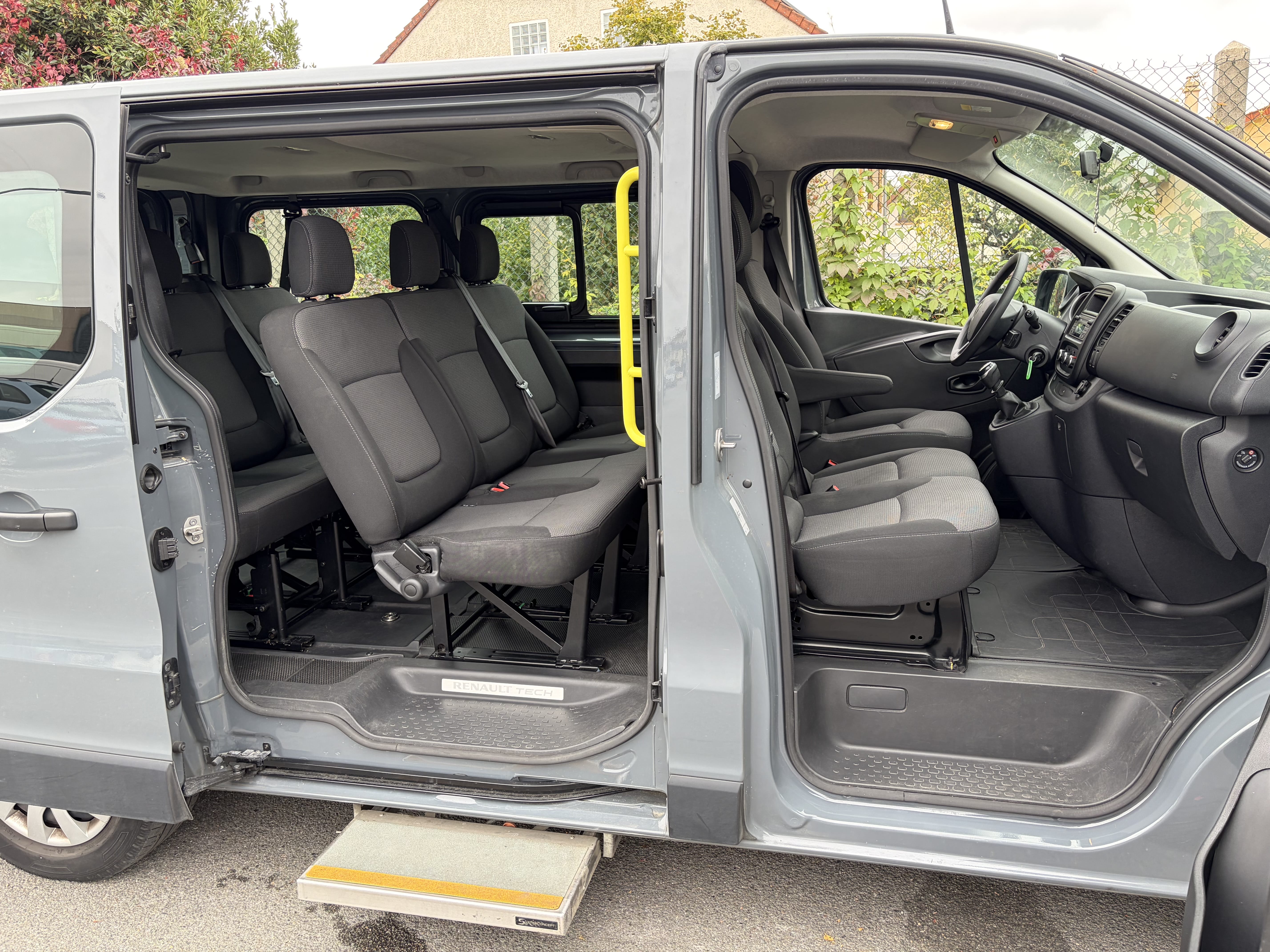 Renault Trafic Passenger 2.0 DCI avec Climatisation