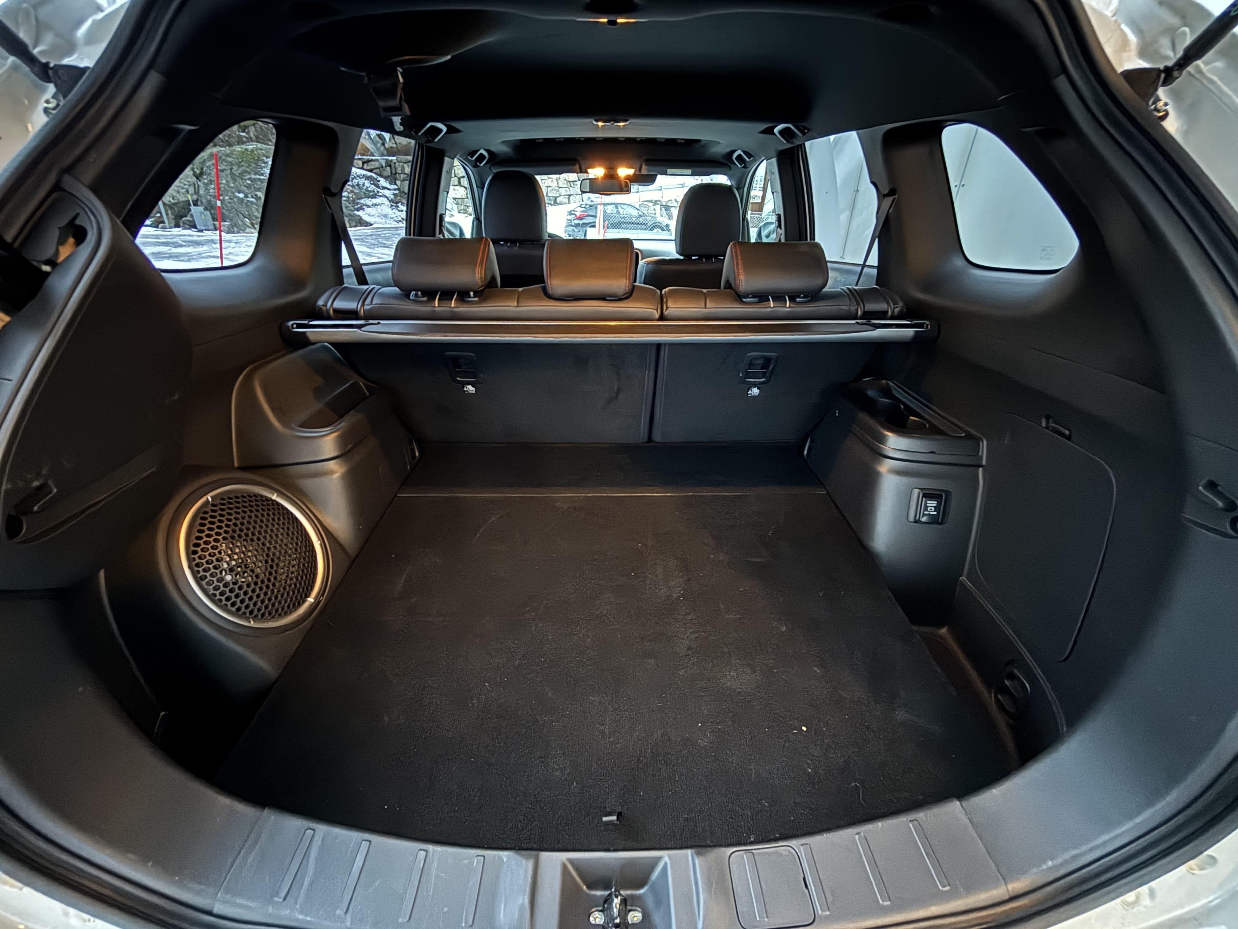 Mitsubishi Outlander PHEV MOTION with Bluetooth audio
