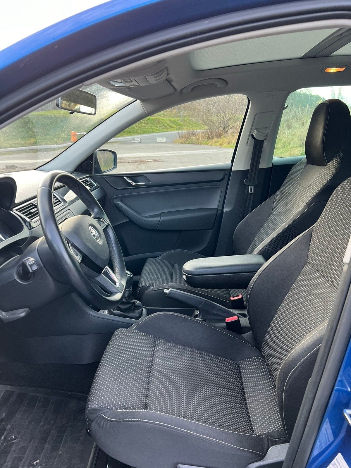 Skoda Rapid Spaceback med Skiboks