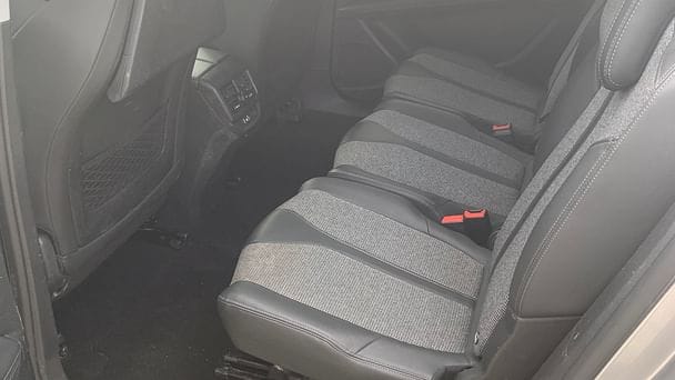 Peugeot 5008 Allure 7 places - BLAGNAC avec Audio Bluetooth