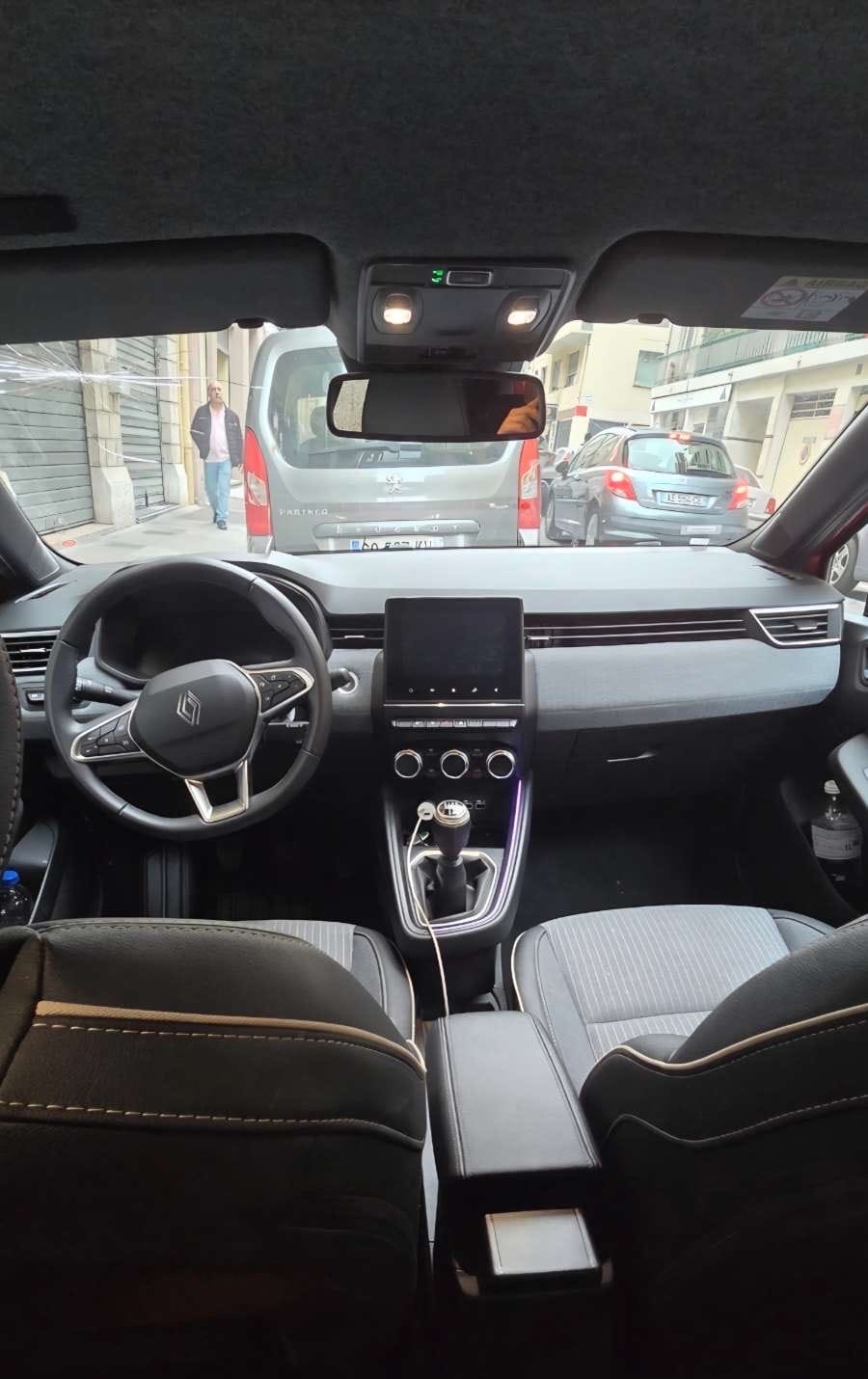 Renault Clio mit Rückfahrkamera