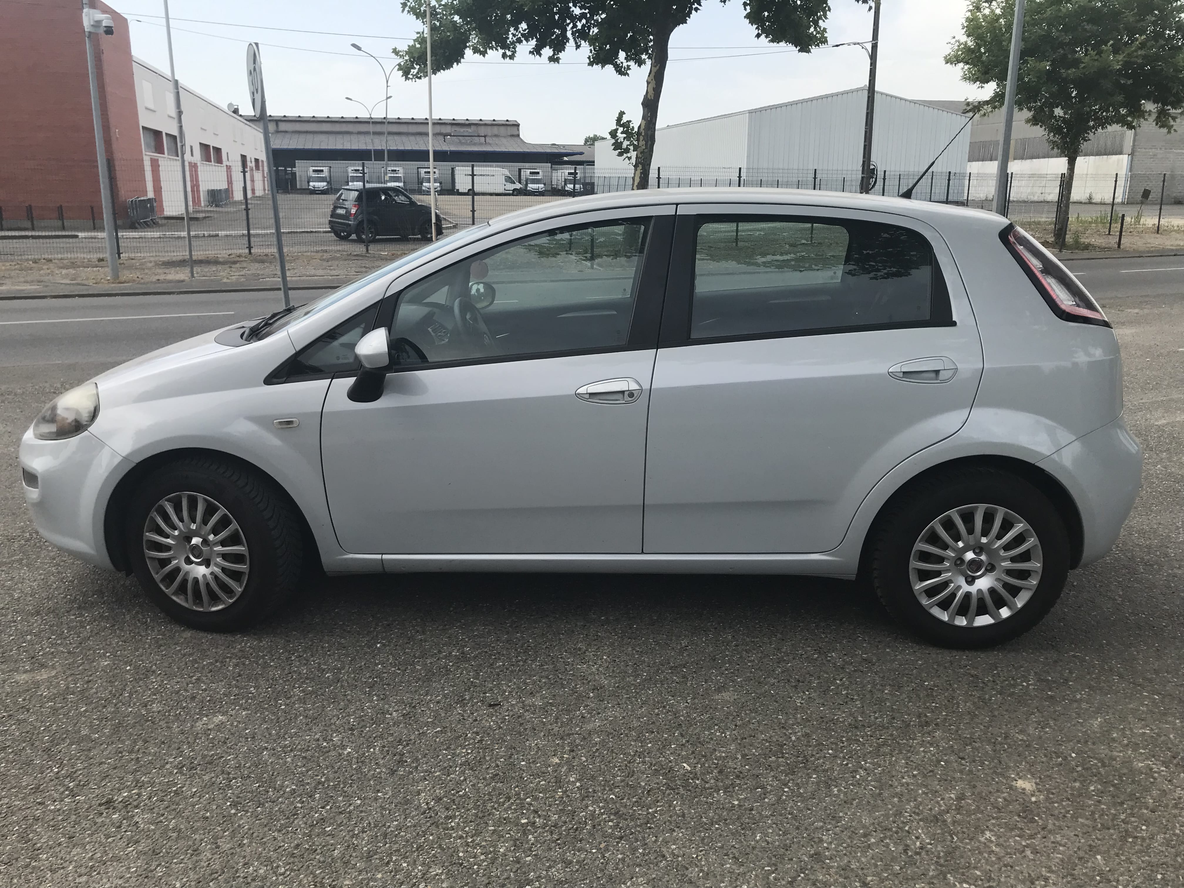 Fiat Punto Evo avec Climatisation