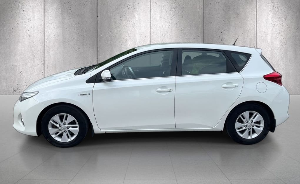 Toyota Auris Hybrid Automatic, 2013, Blyfri 95 / Elektrisk (hybrid), automatisk
